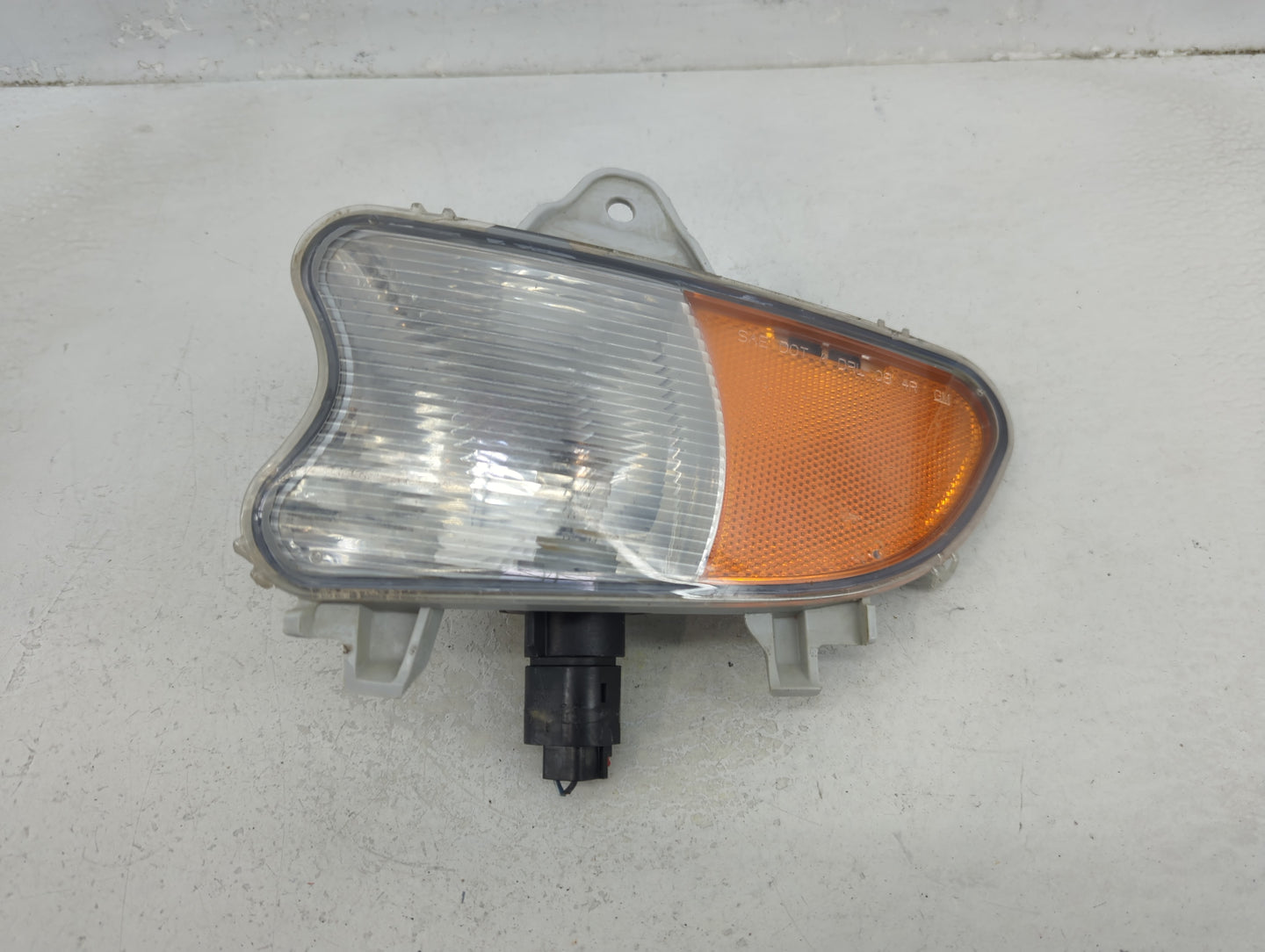 2008-2012 Buick Enclave Driver Left Oem Front Light Lamp 1389845 - Oemusedautoparts1.com