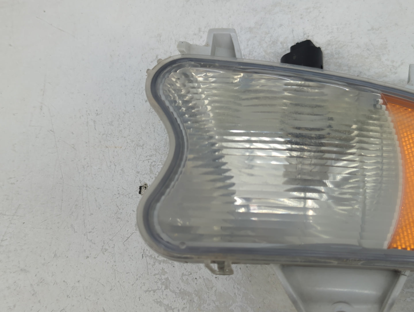2008-2012 Buick Enclave Passenger Right Oem Front Light Lamp - Oemusedautoparts1.com