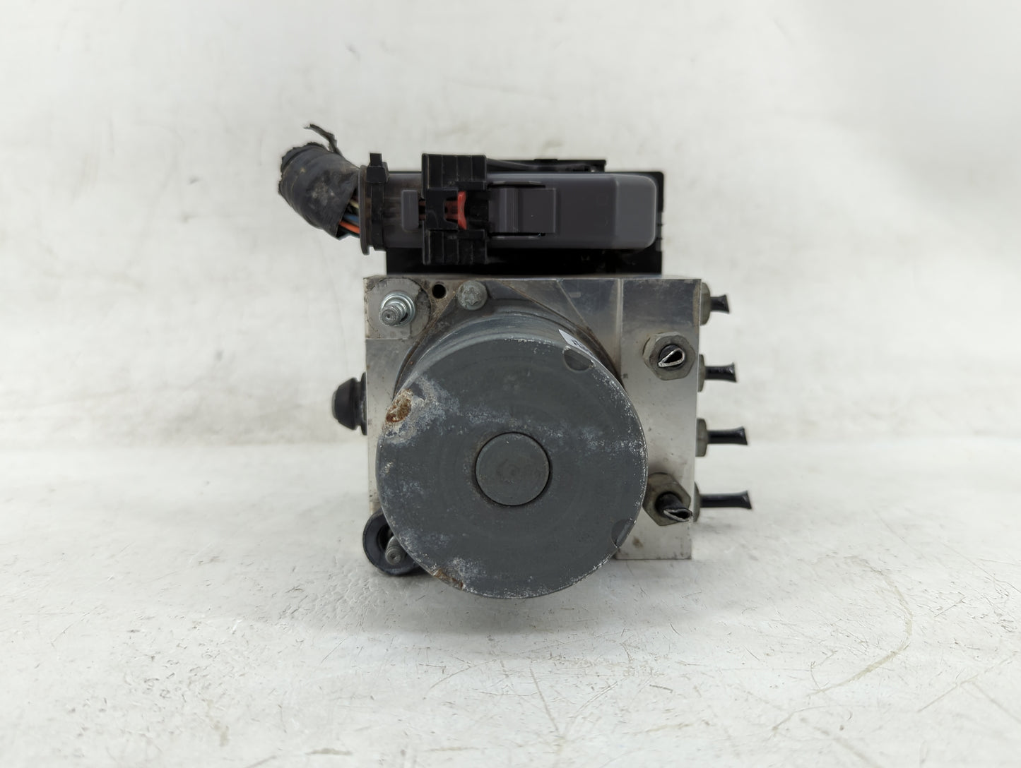 2009-2011 Buick Enclave ABS Pump Control Module Replacement P/N:0 265 230 111 25840315 Fits Fits 2008 2009 2010 2011 OEM Use
