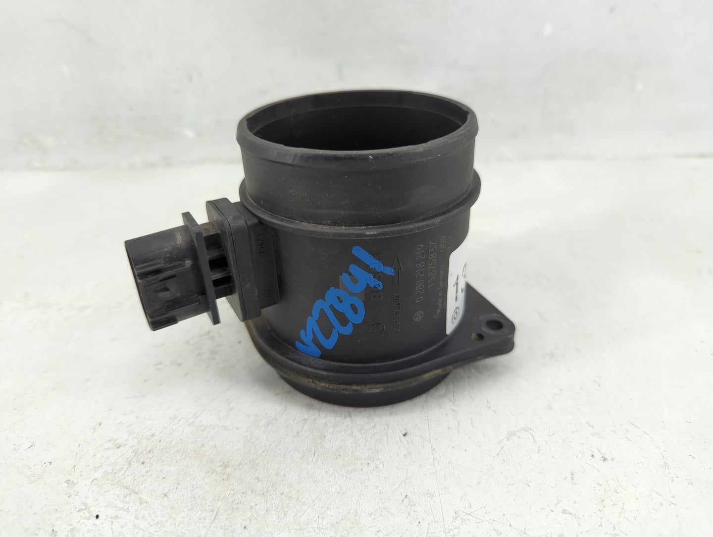 2010 Buick Enclave Air Cleaner Intake-duct Hose Tube - Oemusedautoparts1.com