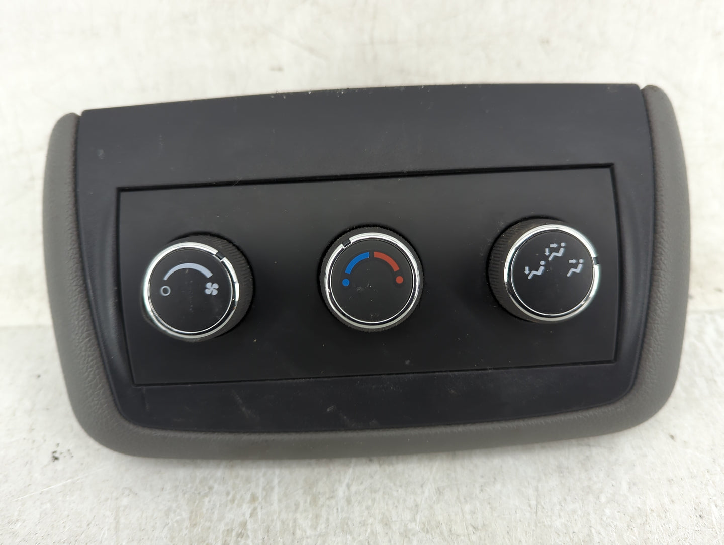 2008-2017 Buick Enclave Climate Control Module Temperature AC/Heater Replacement Fits OEM Used Auto Parts - Oemusedautoparts