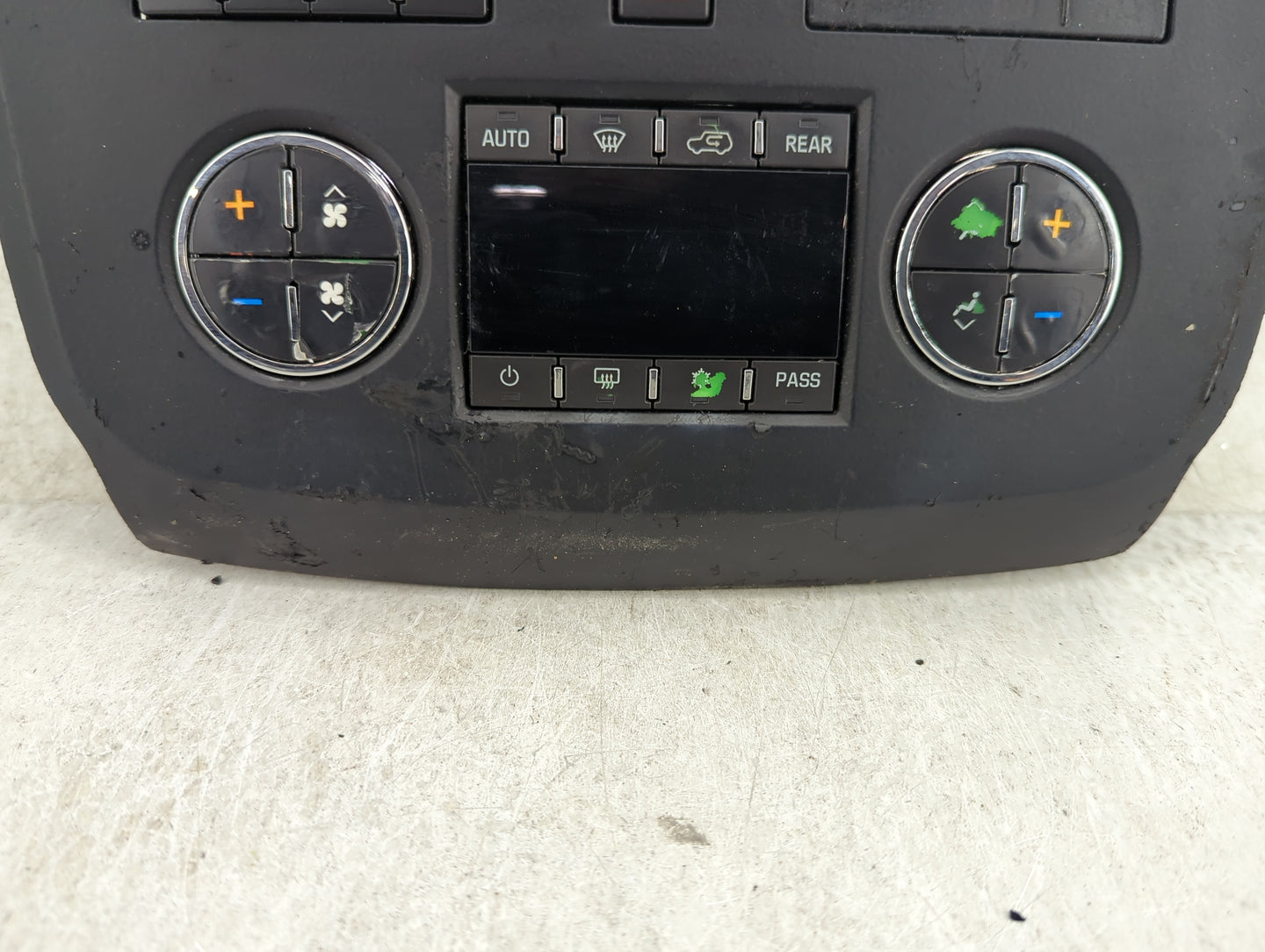 2008-2012 Buick Enclave Climate Control Module Temperature AC/Heater Replacement P/N:25932038 Fits Fits 2008 2009 2010 2011 