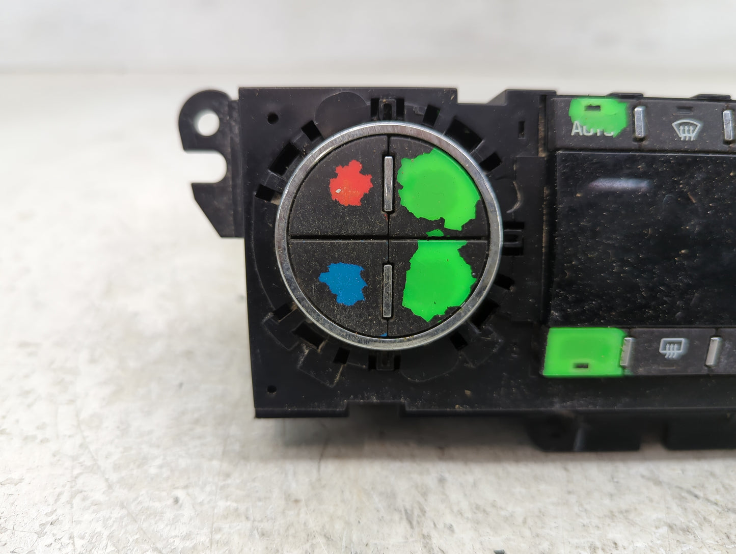 2008-2012 Buick Enclave Climate Control Module Temperature AC/Heater Replacement P/N:25932038 Fits Fits 2008 2009 2010 2011 