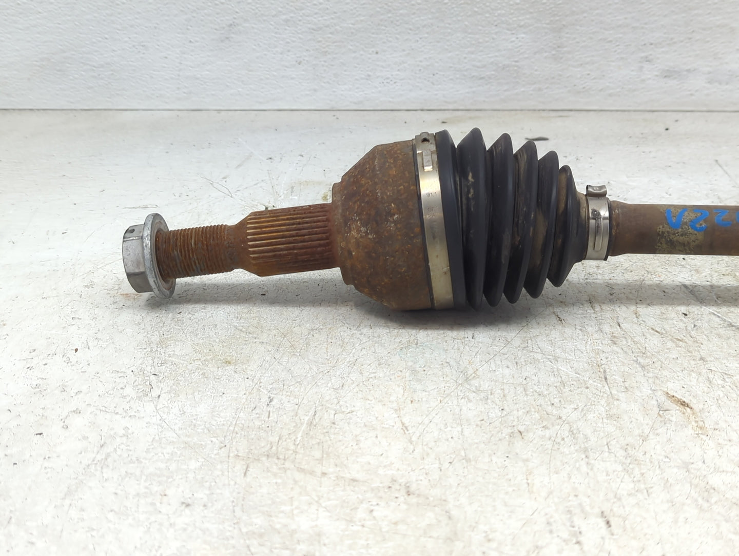 2008-2017 Buick Enclave Axle Shaft Front Driver Cv C/v - Oemusedautoparts1.com