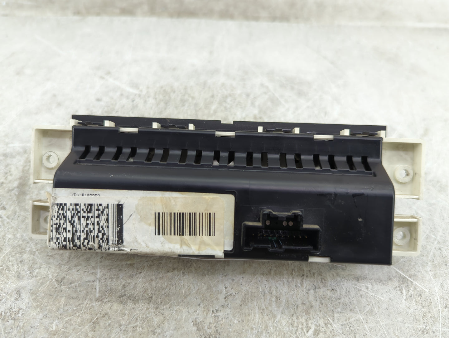 2008-2012 Buick Enclave Climate Control Module Temperature AC/Heater Replacement Fits Fits 2008 2009 2010 2011 2012 OEM Used
