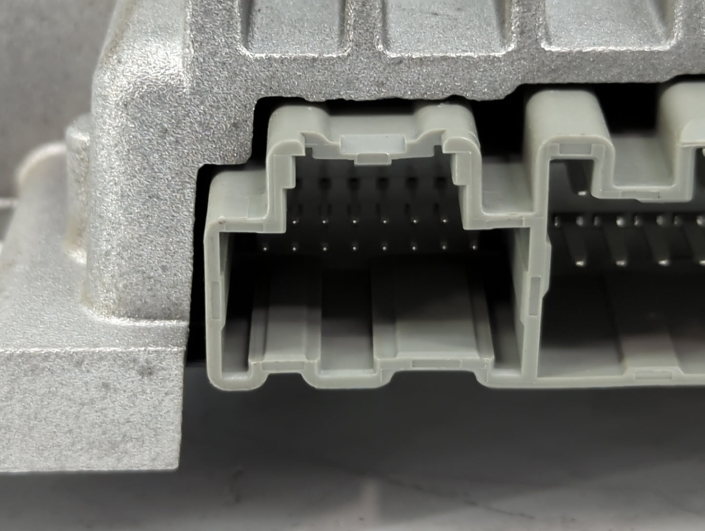 2010-2017 Buick Enclave Radio Speaker Amplifier 25994309|15297171 - Oemusedautoparts1.com
