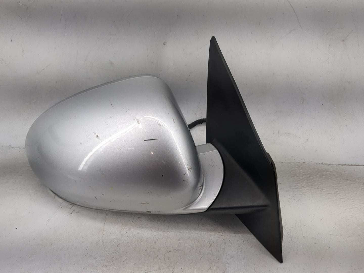 2008-2012 Buick Enclave Passenger Side View Mirror - Right Door Mirror OEM Used - Oemusedautoparts1.com