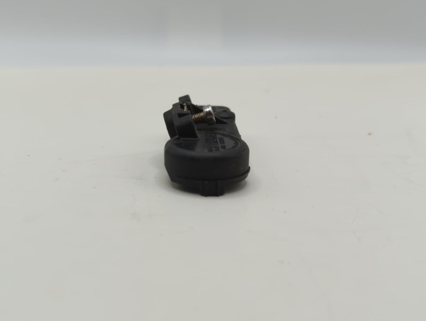 2010 Buick Enclave Tire Pressure Monitoring System Sensor Tpms - Oemusedautoparts1.com