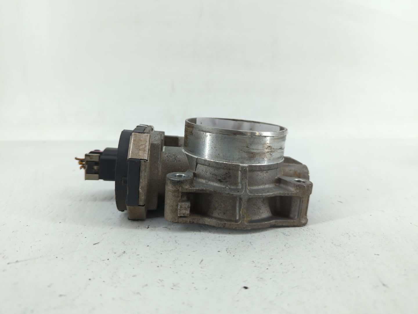 2008-2011 Buick Enclave Throttle Body P/N:591HB 995AA Fits Fits 2007 2008 2009 2010 2011 OEM Used Auto Parts - Oemusedautopa
