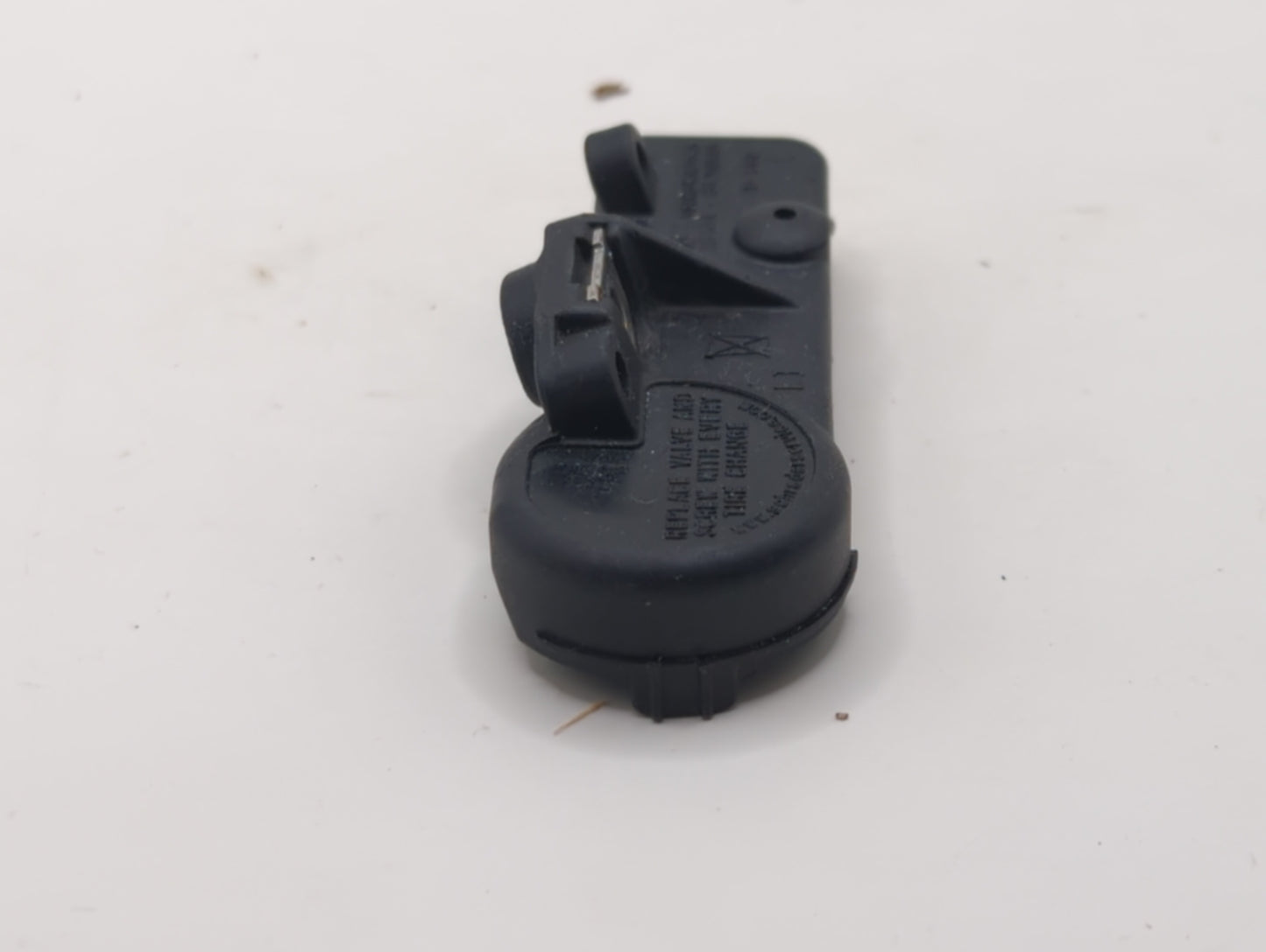 2010 Buick Enclave Tire Pressure Monitoring System Sensor Tpms - Oemusedautoparts1.com