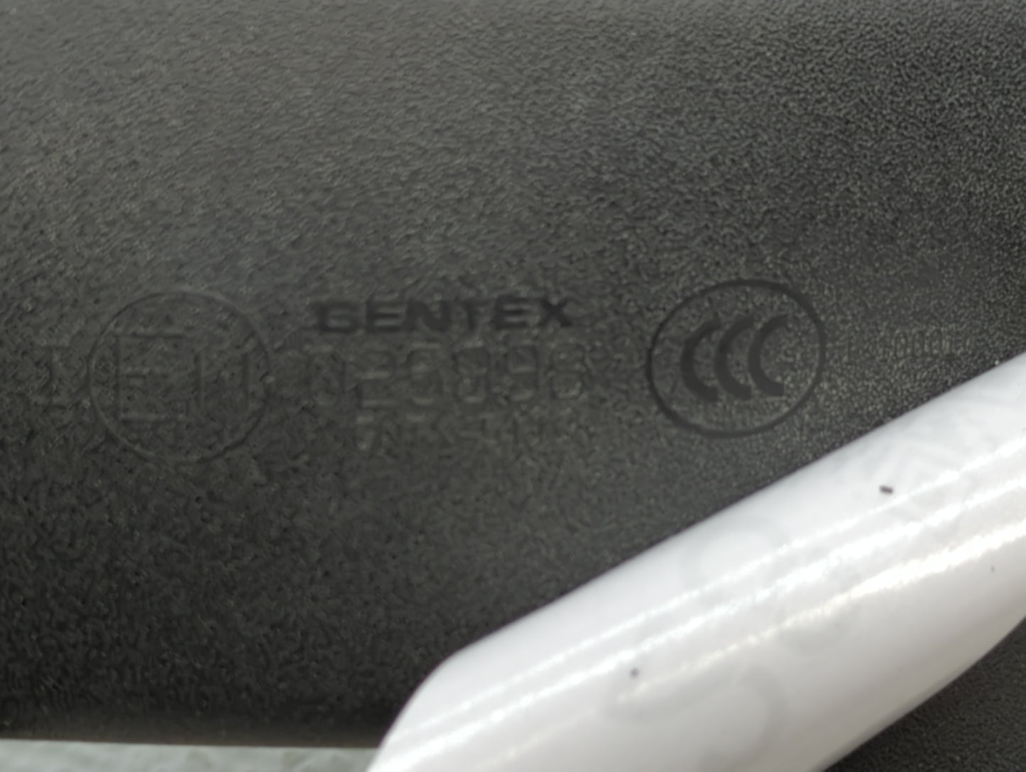 2009-2017 Buick Enclave Interior Rear View Mirror Replacement OEM P/N:E11025898 15816792 Fits OEM Used Auto Parts - Oemuseda