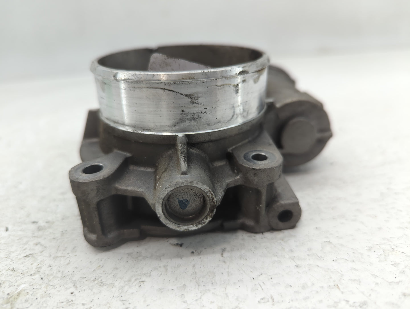 2008-2011 Buick Enclave Throttle Body P/N:AA995AA0875 Fits Fits 2007 2008 2009 2010 2011 OEM Used Auto Parts - Oemusedautopa