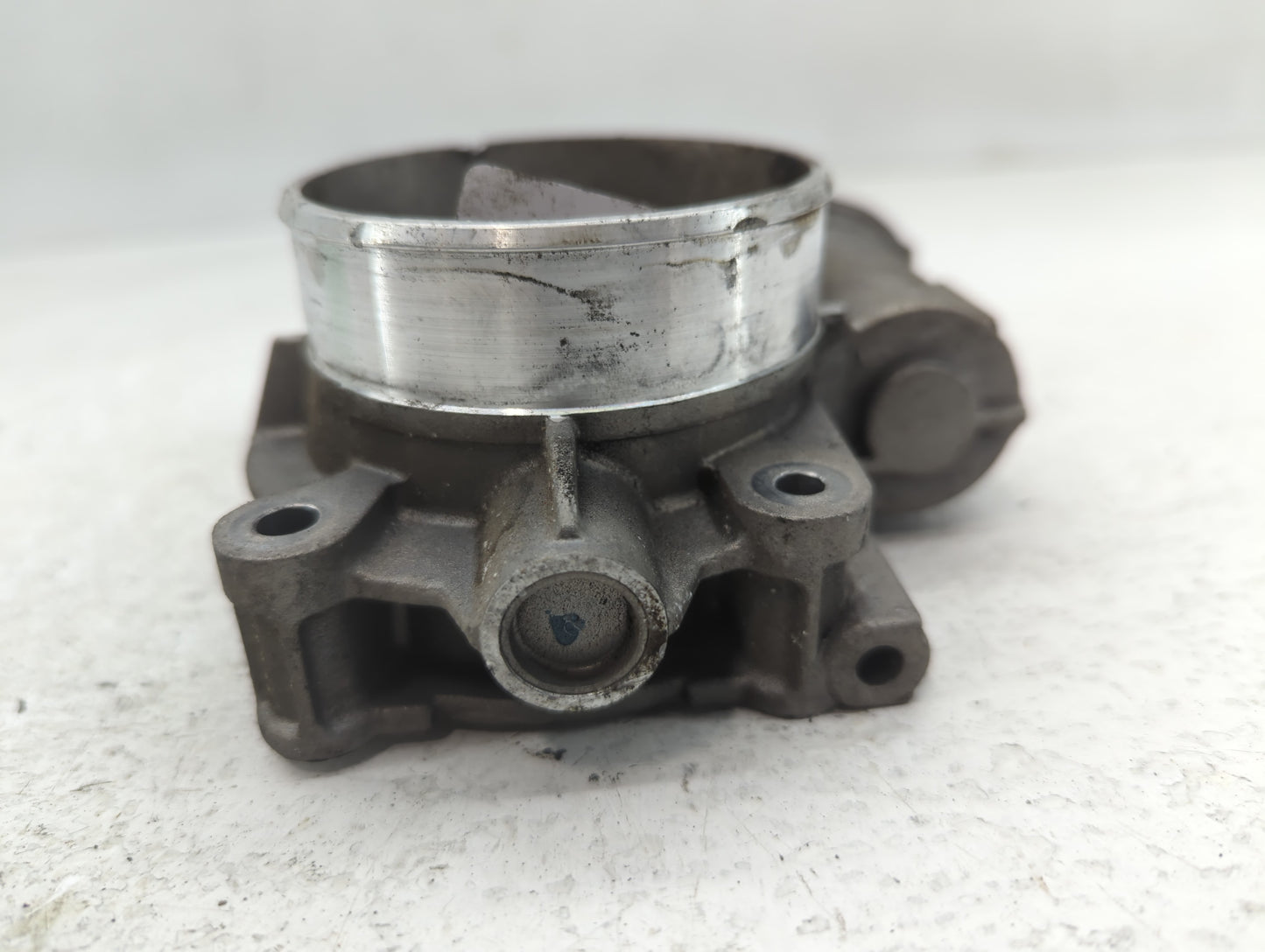 2008-2011 Buick Enclave Throttle Body P/N:AA995AA0875 Fits Fits 2007 2008 2009 2010 2011 OEM Used Auto Parts - Oemusedautopa