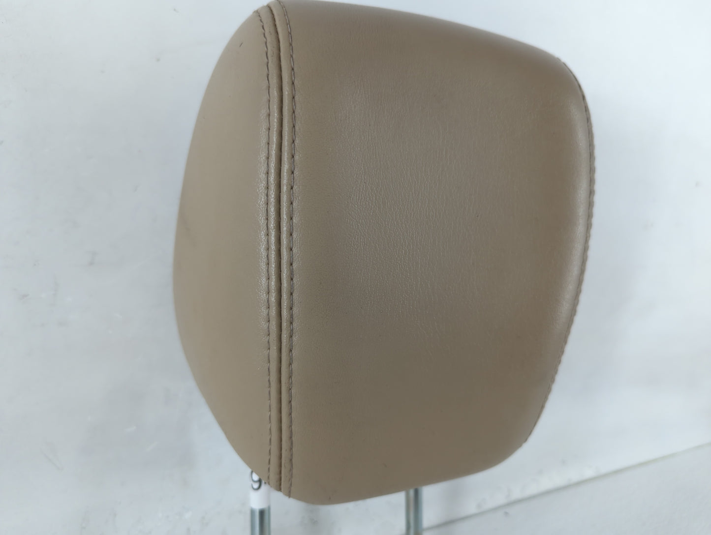 2009-2011 Buick Enclave Headrest Head Rest Front Driver Passenger Seat Fits Fits 2009 2010 2011 OEM Used Auto Parts - Oemuse