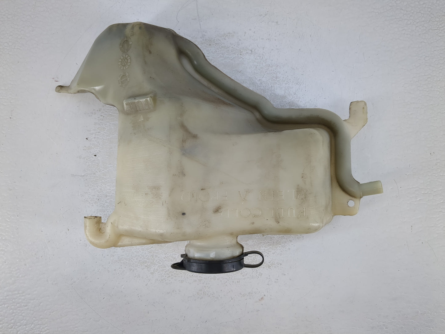 2008-2017 Buick Enclave Radiator Coolant Overflow Expansion Tank Bottle 863667 - Oemusedautoparts1.com