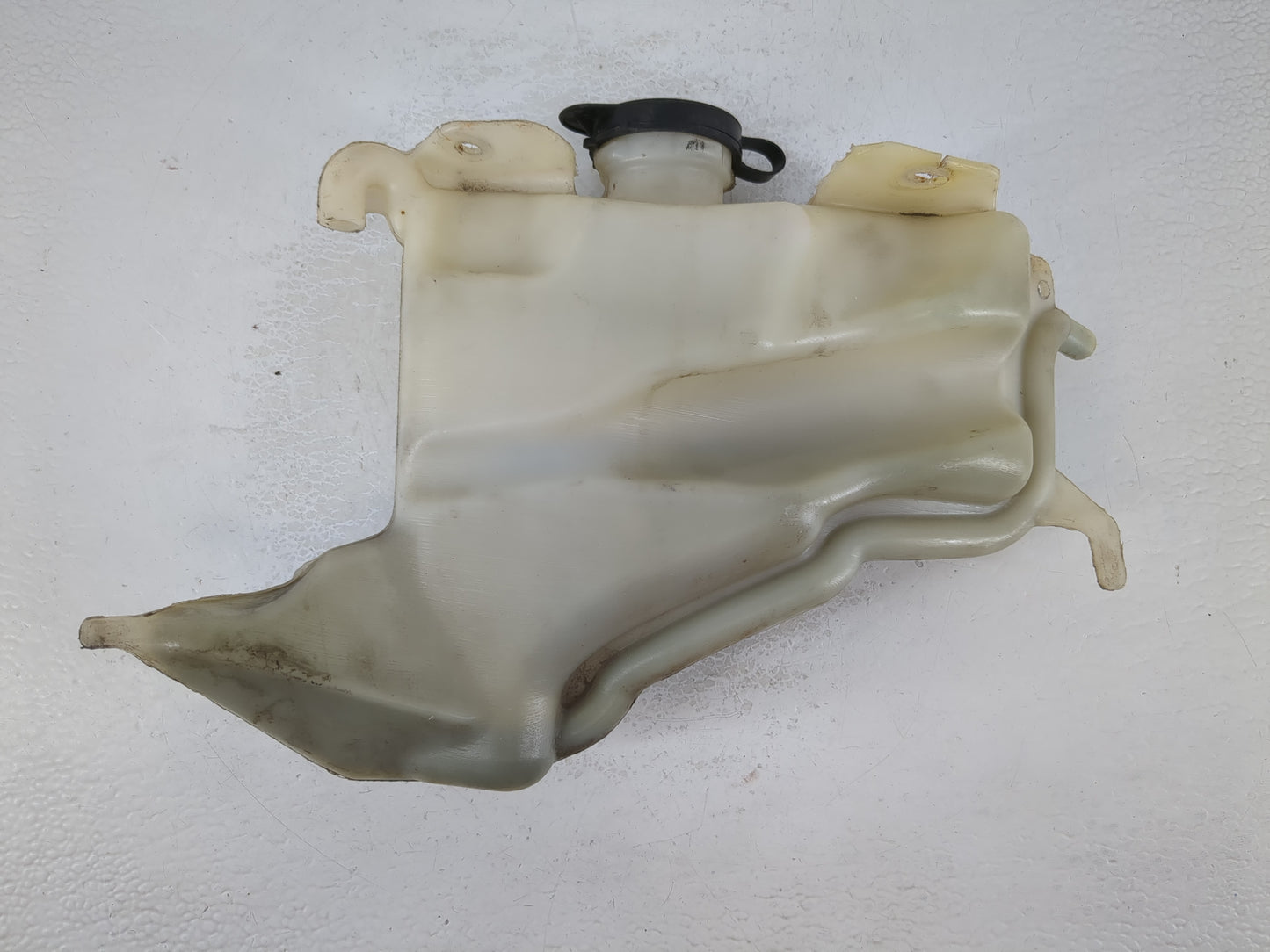 2008-2017 Buick Enclave Radiator Coolant Overflow Expansion Tank Bottle - Oemusedautoparts1.com