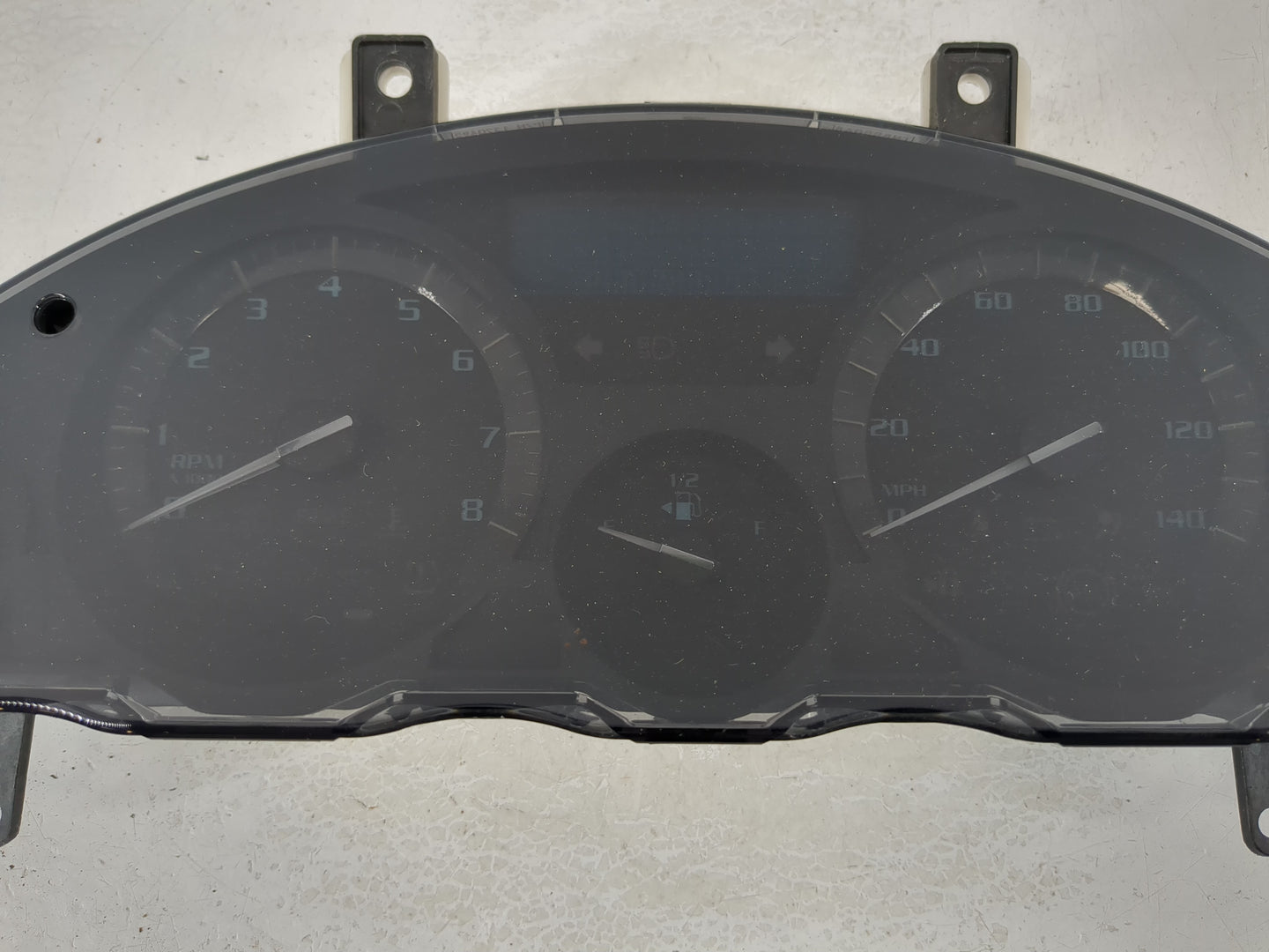 2008-2012 Buick Enclave Instrument Cluster Speedometer Gauges Fits Fits 2008 2009 2010 2011 2012 OEM Used Auto Parts - Oemus