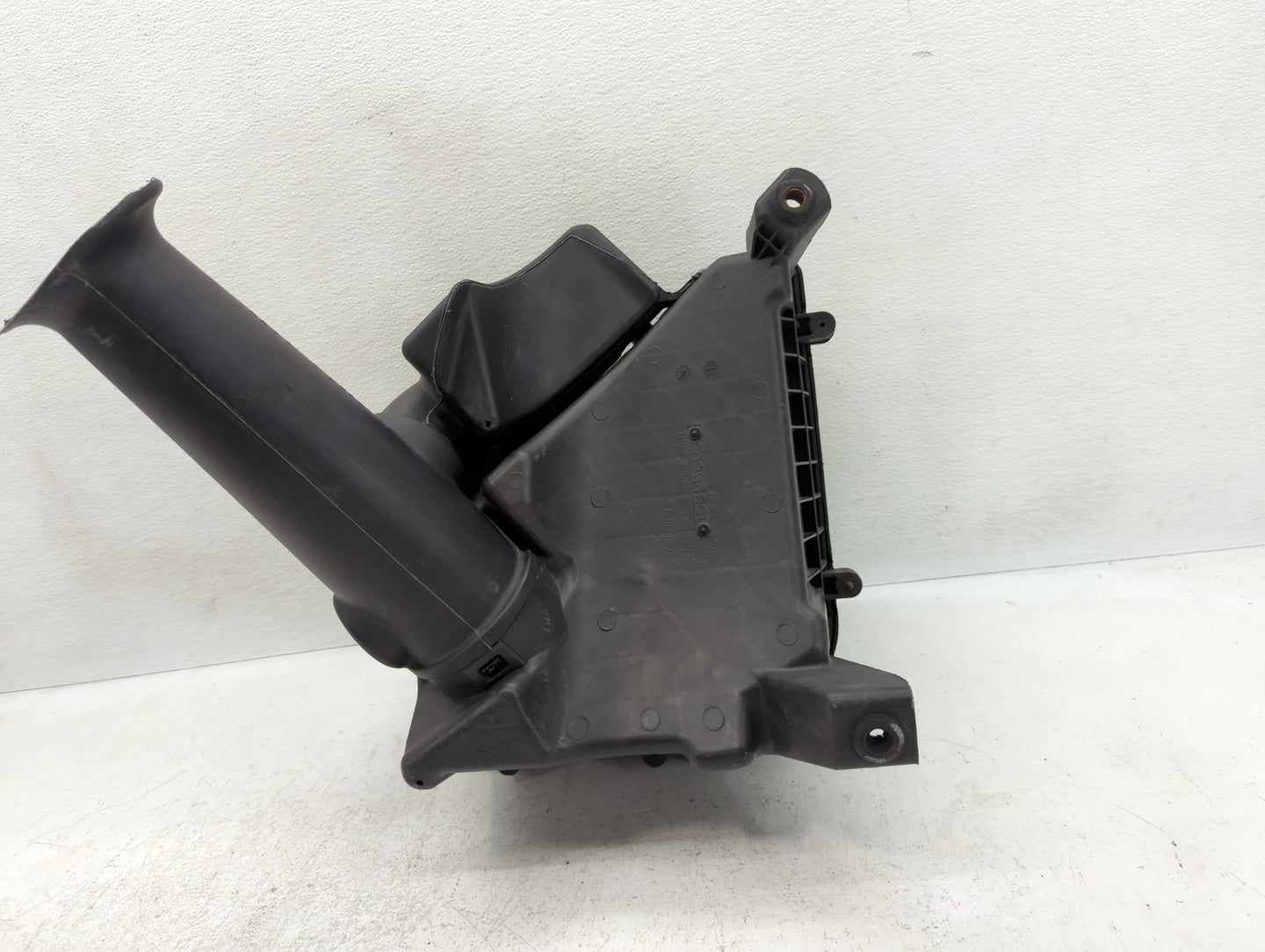 2009-2011 Buick Enclave Air Cleaner Intake-duct Hose Tube - Oemusedautoparts1.com