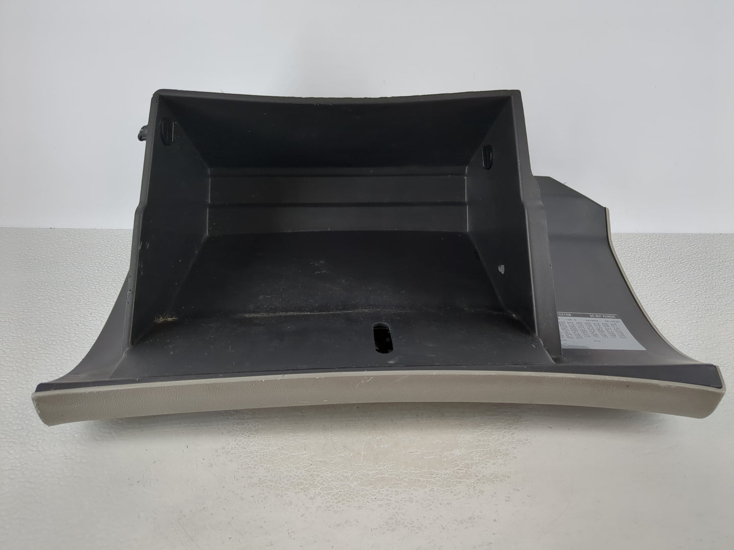2010 Buick Enclave Passenger Glove Box Door Storage Compartment - Oemusedautoparts1.com