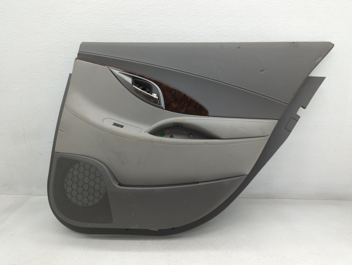 2010 Buick Lacros Rear Right Passenger Interior Door Panel Trim - Oemusedautoparts1.com