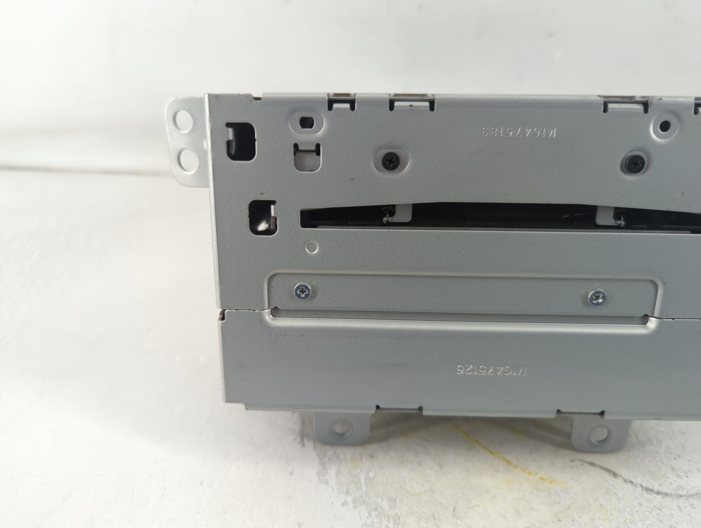 2010-2011 Buick Lacross Radio AM FM Cd Player Receiver Replacement P/N:2085A719 Fits Fits 2010 2011 2012 OEM Used Auto Parts