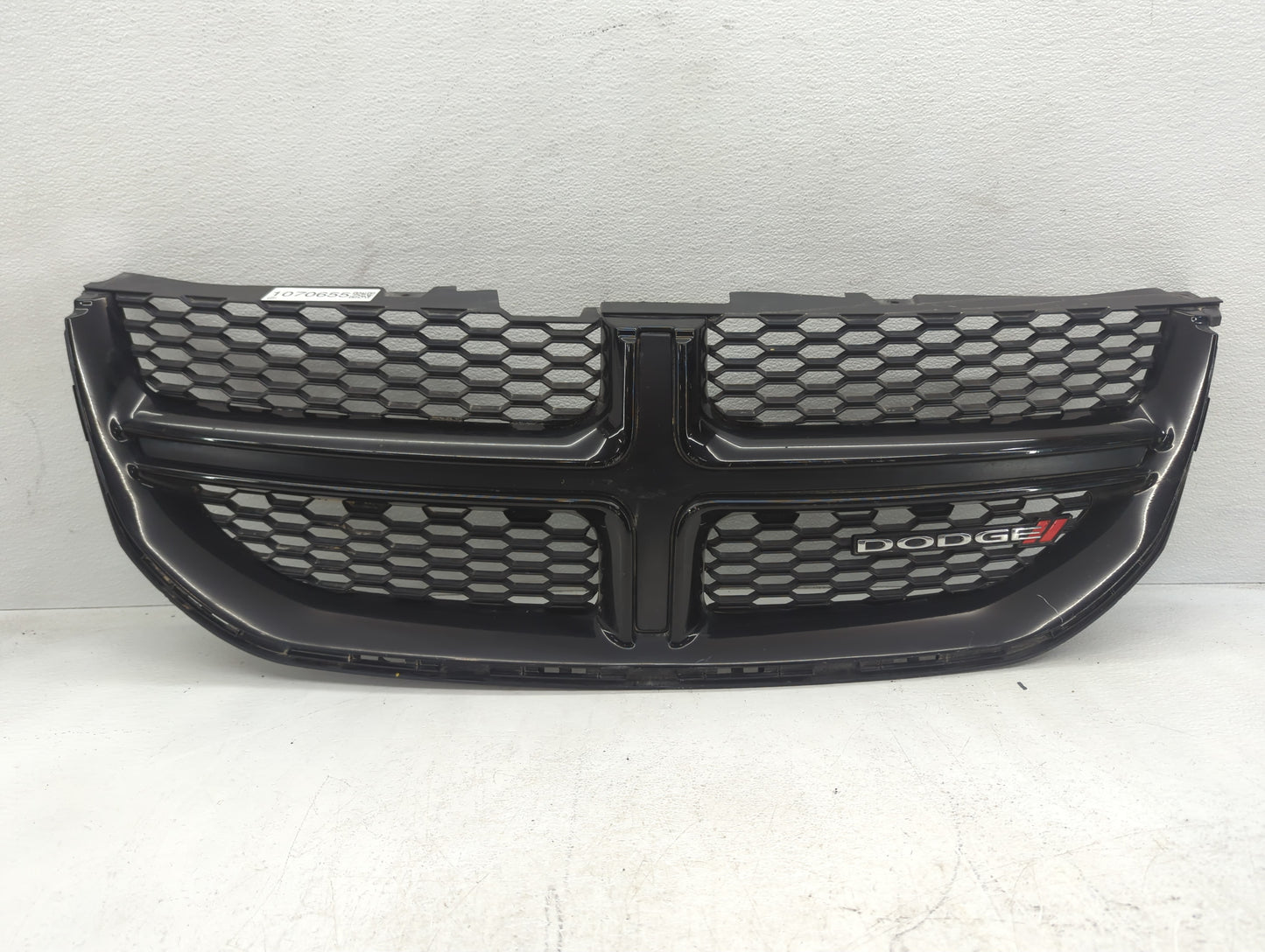 2010-2013 Buick Lacrosse Front Bumper Grille Cover - Oemusedautoparts1.com