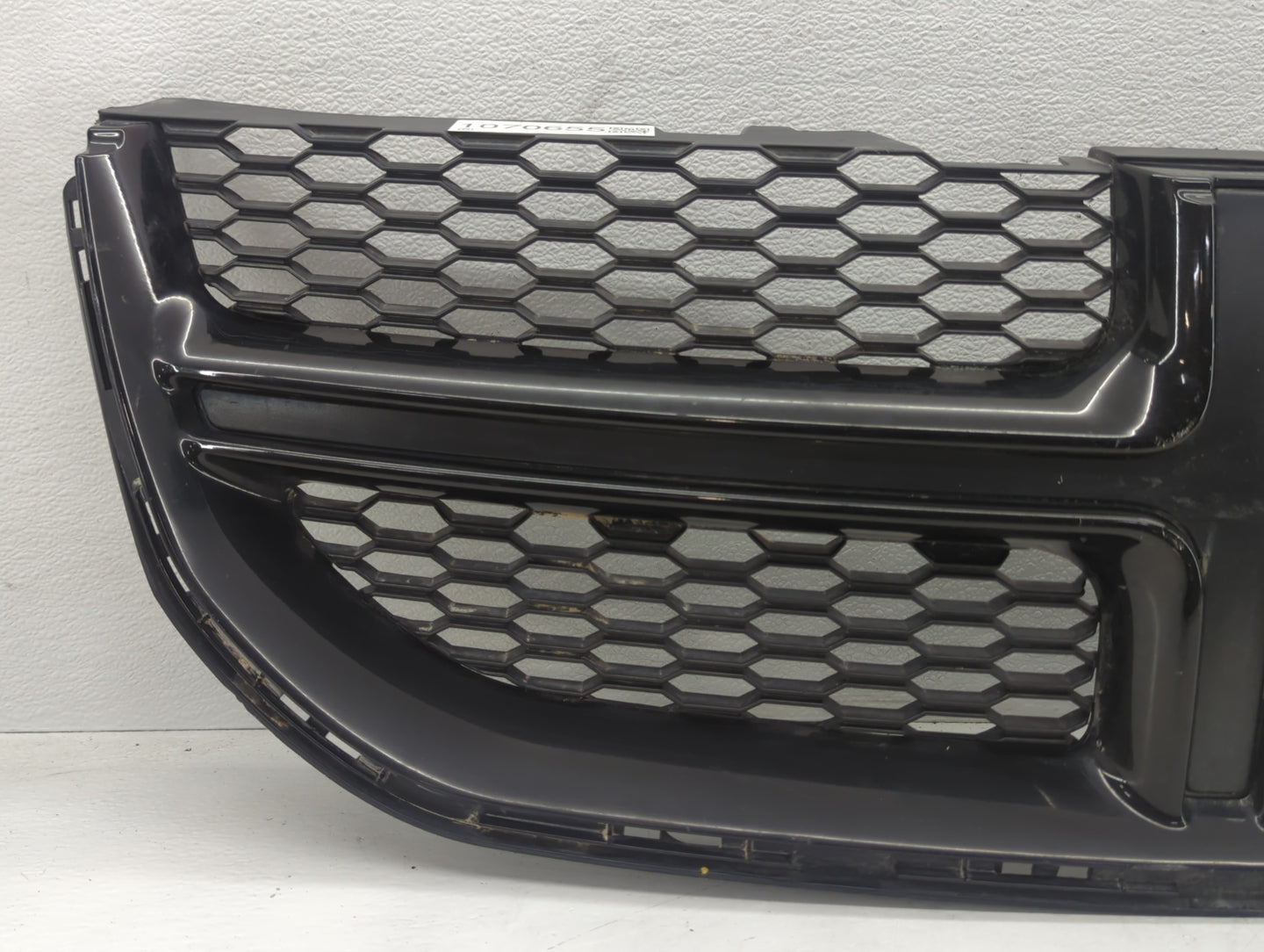 2010-2013 Buick Lacrosse Front Bumper Grille Cover - Oemusedautoparts1.com