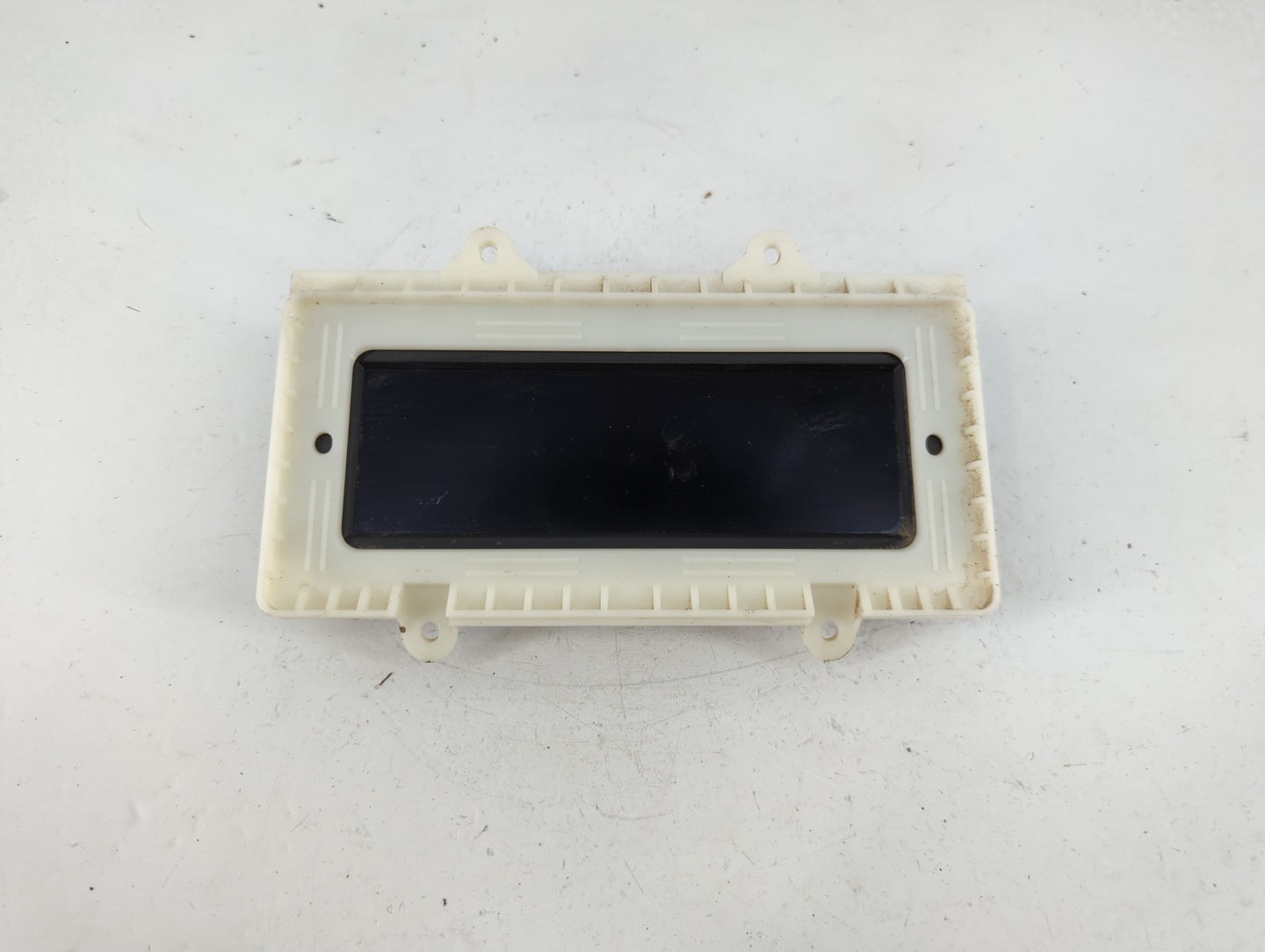 2010-2012 Buick Lacrosse Information Display Screen - Oemusedautoparts1.com