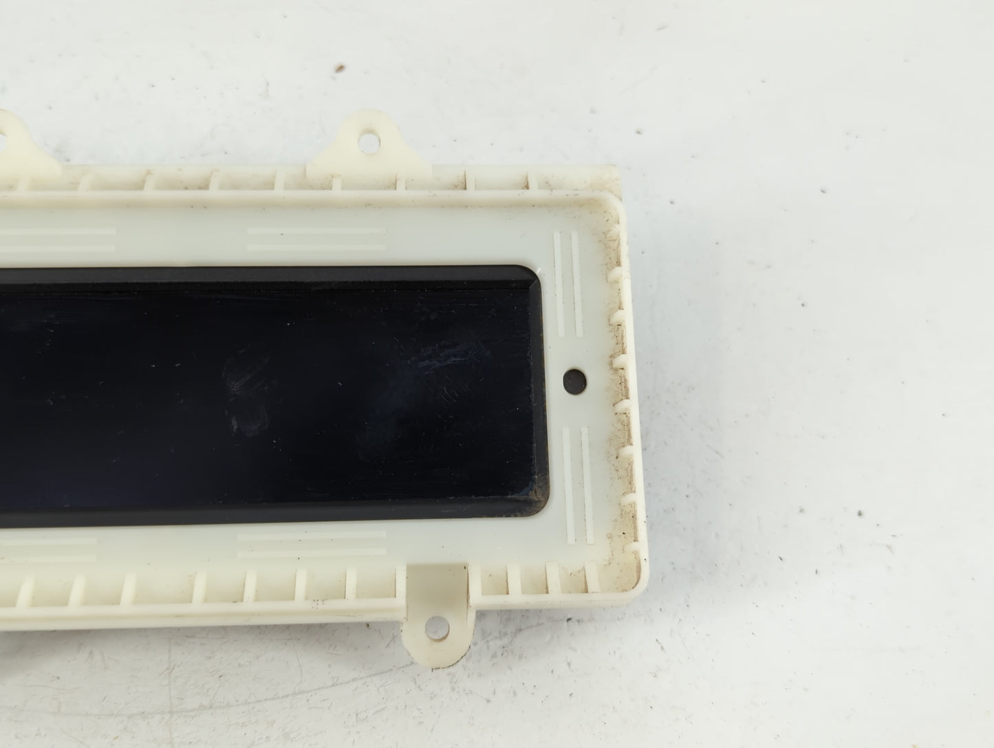 2010-2012 Buick Lacrosse Information Display Screen - Oemusedautoparts1.com