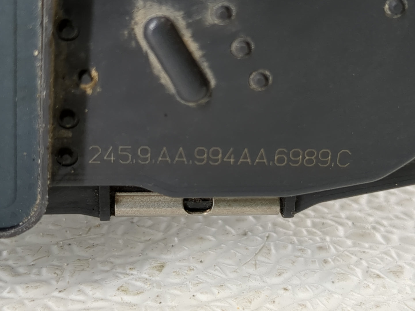 2010 Buick Lacrosse Throttle Body P/N:994AA 2459AA Fits Fits 2007 2008 2009 2011 2012 OEM Used Auto Parts - Oemusedautoparts