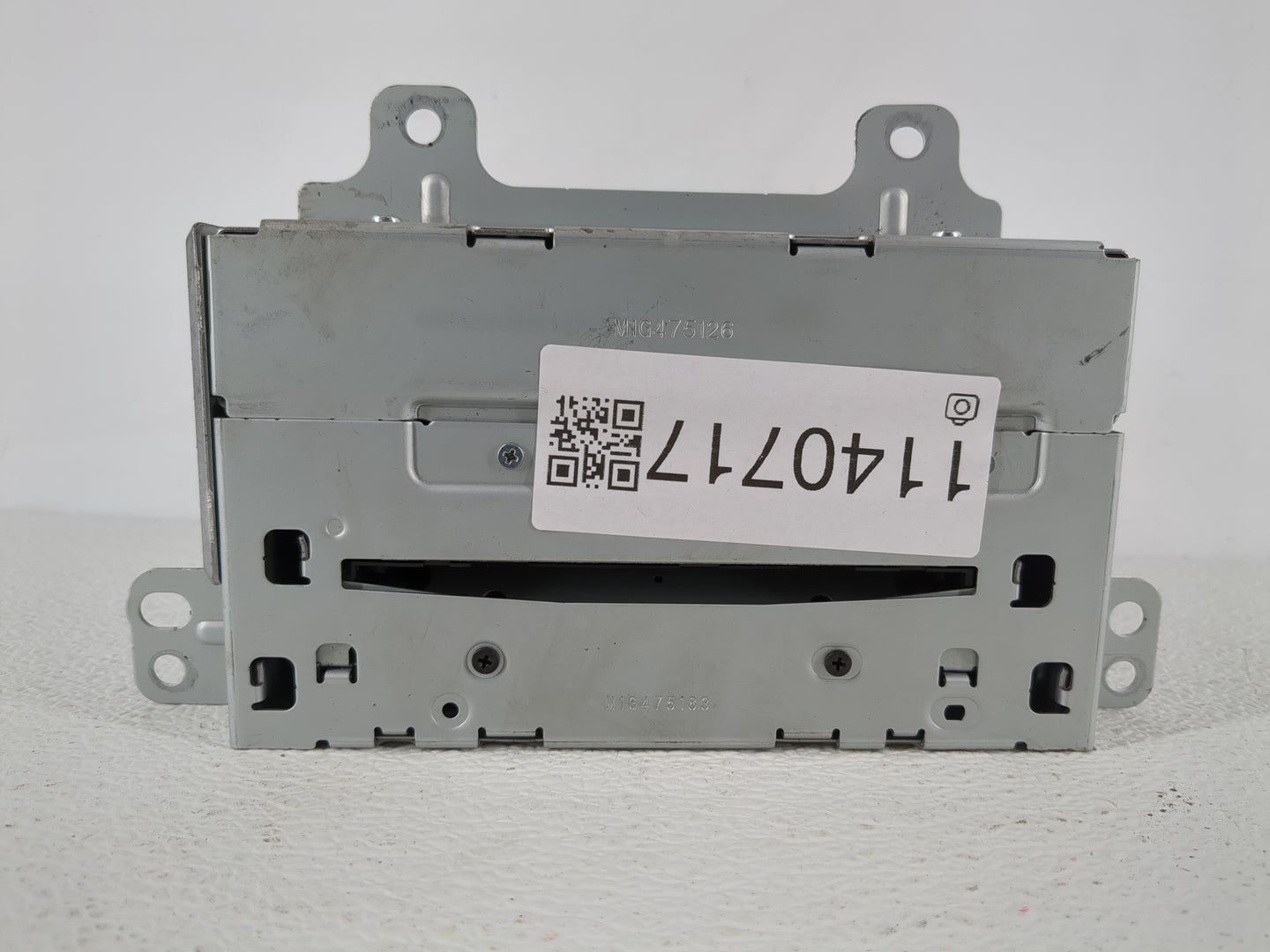 2010-2012 Buick Lacrosse Radio AM FM Cd Player Receiver Replacement P/N:20907419 Fits Fits 2010 2011 2012 OEM Used Auto Part