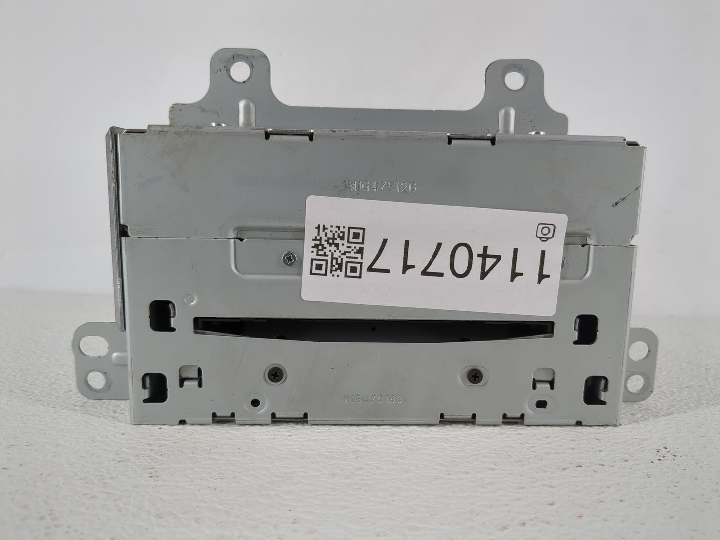 2010-2012 Buick Lacrosse Radio AM FM Cd Player Receiver Replacement P/N:20907419 Fits Fits 2010 2011 2012 OEM Used Auto Part