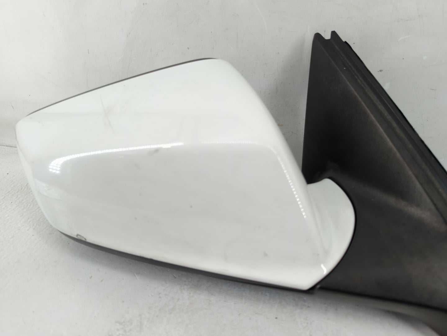 2010-2012 Buick Lacrosse Passenger Side View Mirror - Right Door Mirror OEM Used - Oemusedautoparts1.com