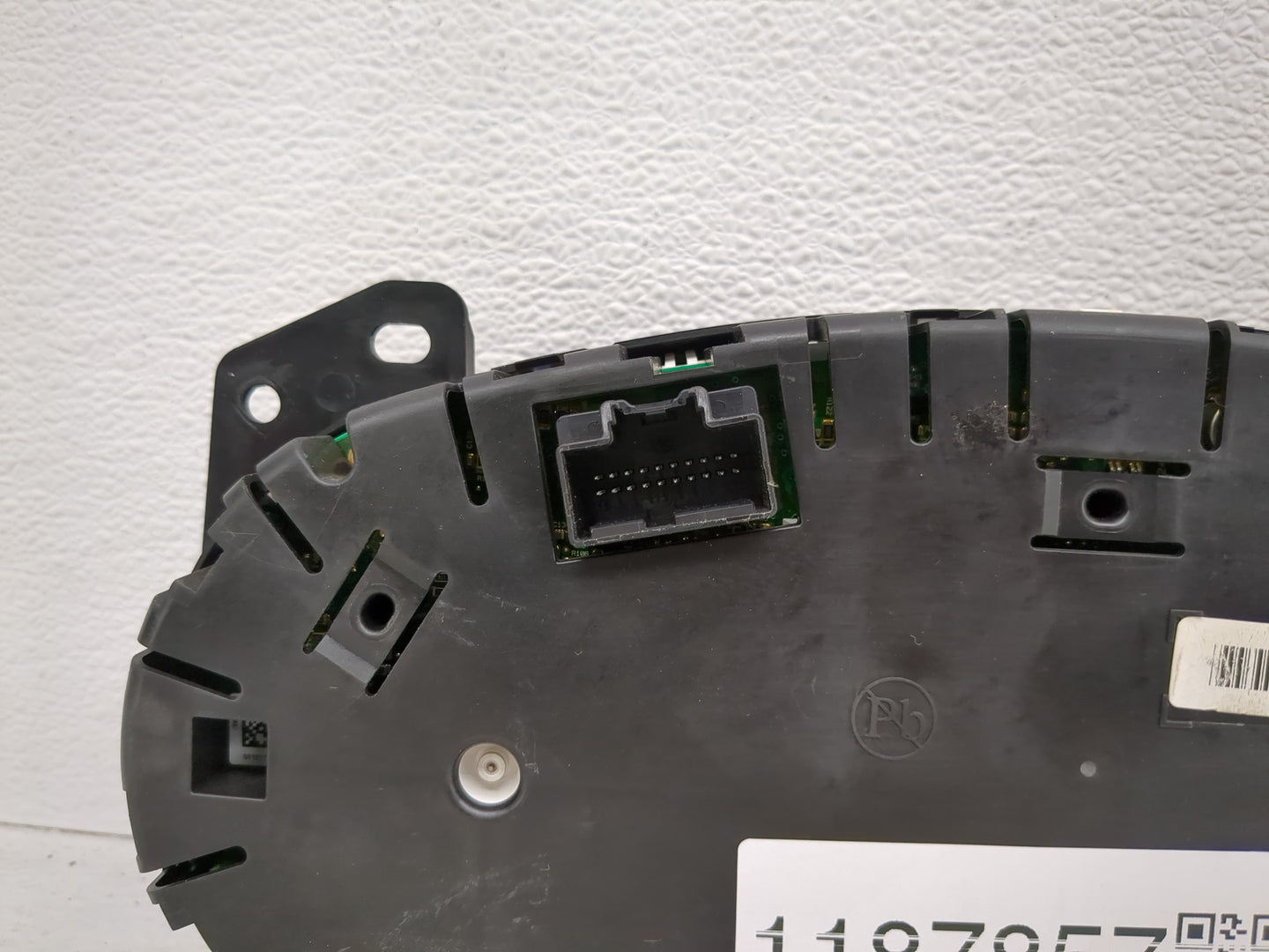 2010 Buick Lacrosse Instrument Cluster Speedometer Gauges P/N:A2C53363693 Fits OEM Used Auto Parts - Oemusedautoparts1.com