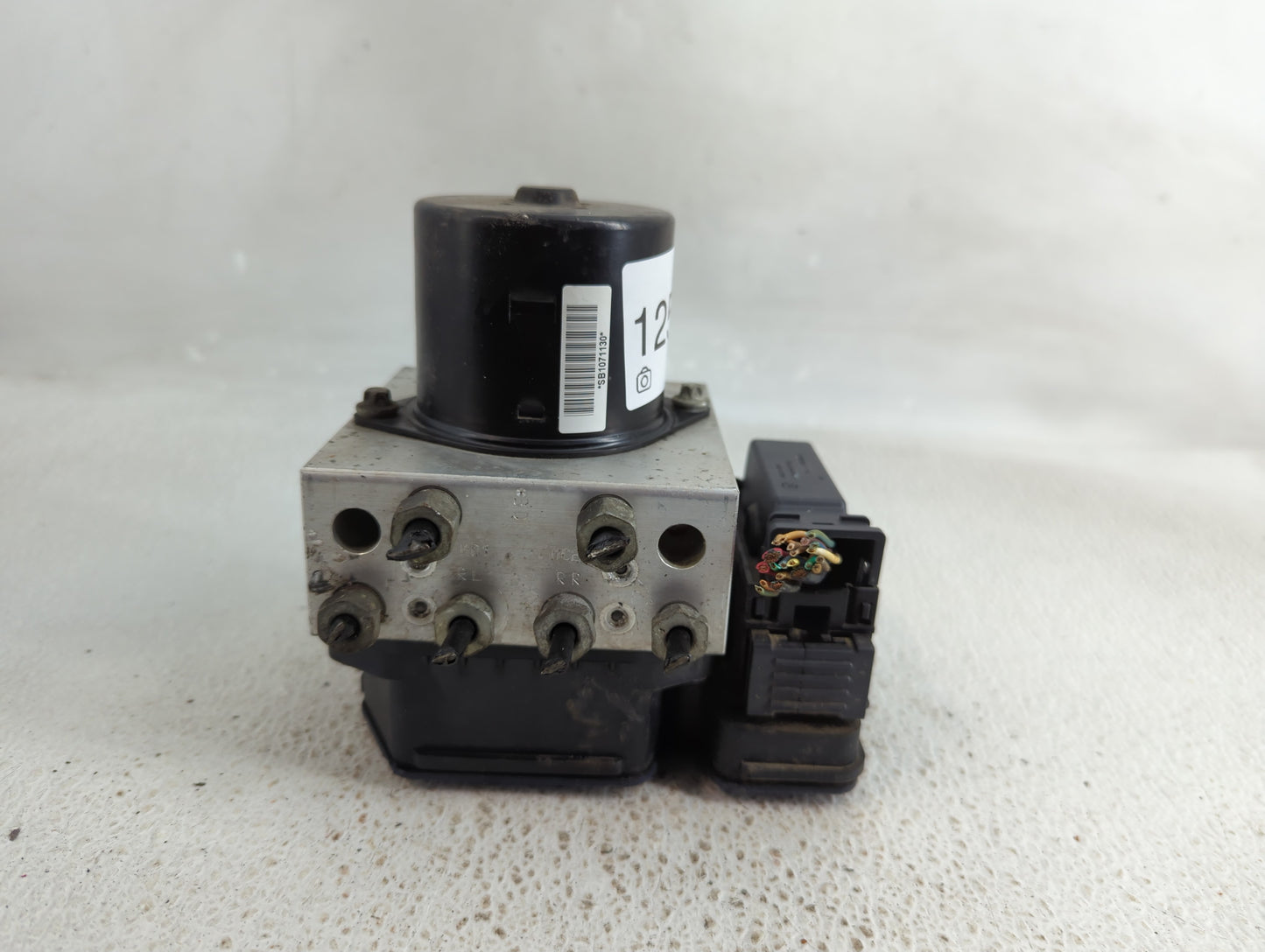 2010 Buick Lacrosse ABS Pump Control Module Replacement P/N:13328651 Fits OEM Used Auto Parts - Oemusedautoparts1.com