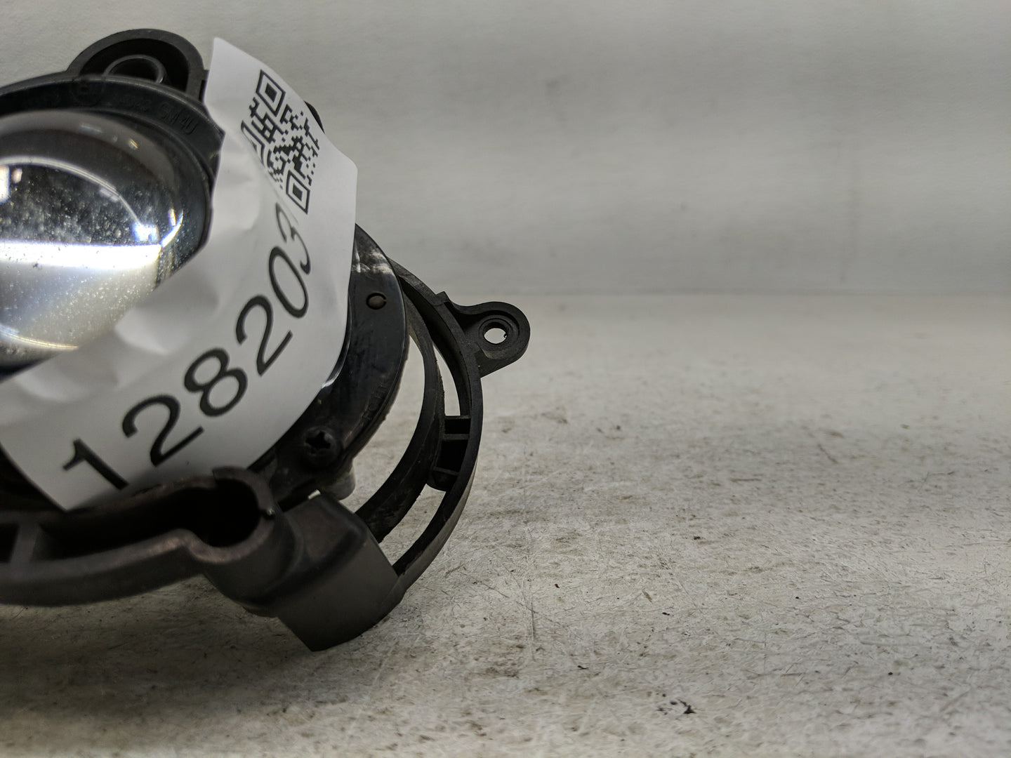 2010-2013 Buick Lacrosse Driver Left Oem Front Light Lamp - Oemusedautoparts1.com