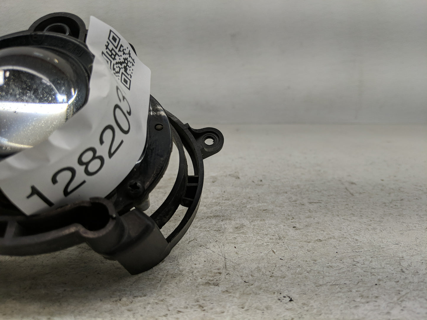 2010-2013 Buick Lacrosse Driver Left Oem Front Light Lamp - Oemusedautoparts1.com