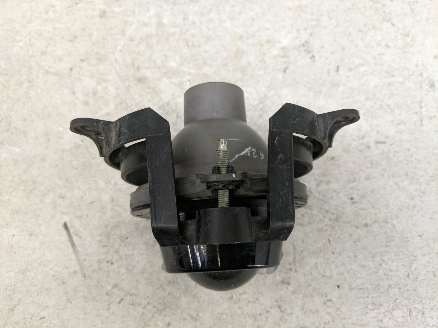 2010-2013 Buick Lacrosse Passenger Right Oem Fog Light Lamp - Oemusedautoparts1.com