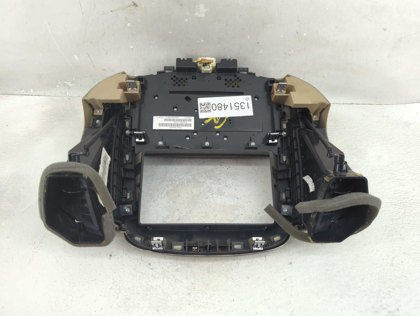 2010-2011 Buick Lacrosse Radio AM FM Cd Player Receiver Replacement P/N:20843247 Fits Fits 2010 2011 OEM Used Auto Parts - O