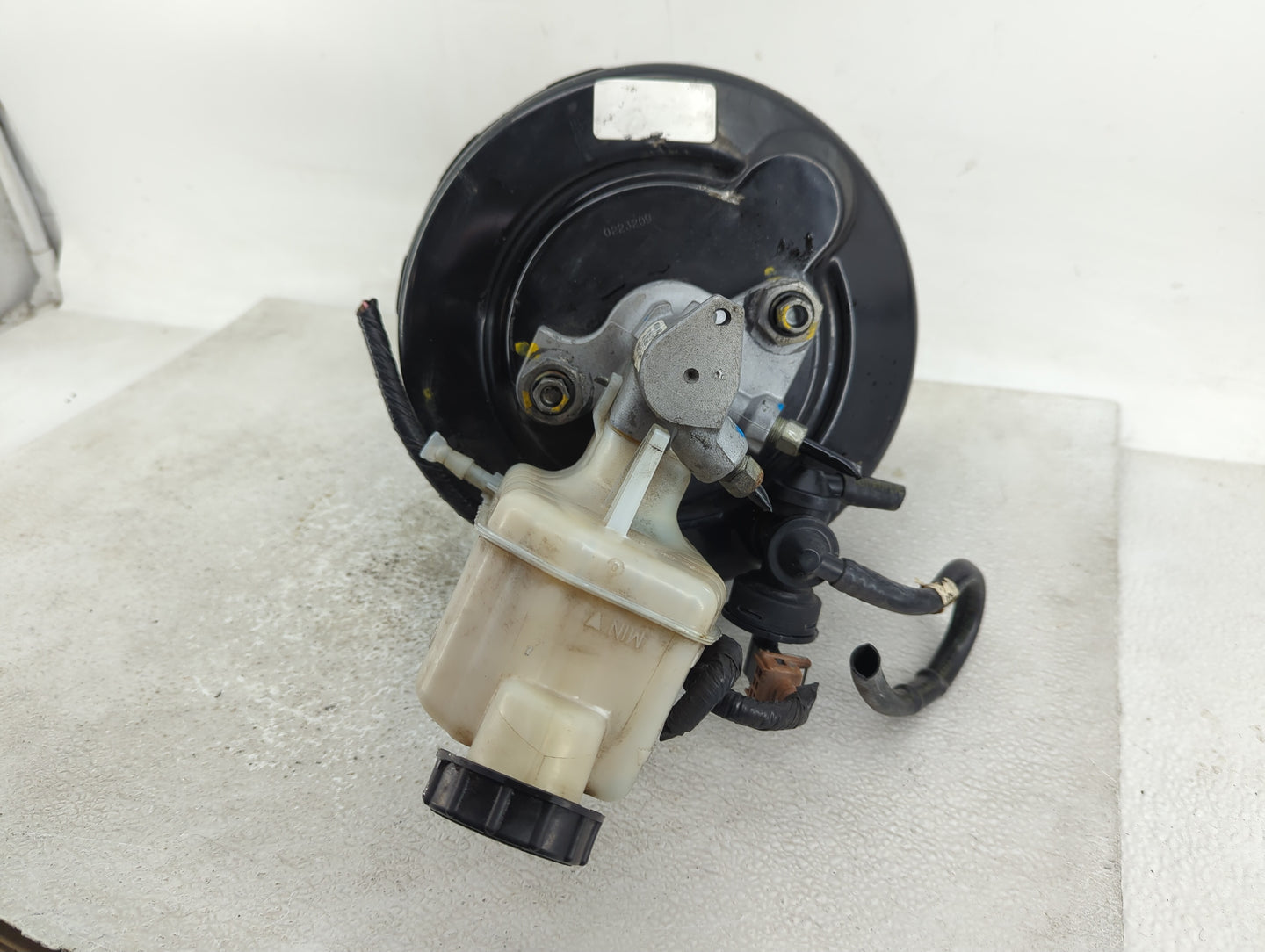 2010-2016 Buick Lacrosse Power Brake Booster Oem - Oemusedautoparts1.com