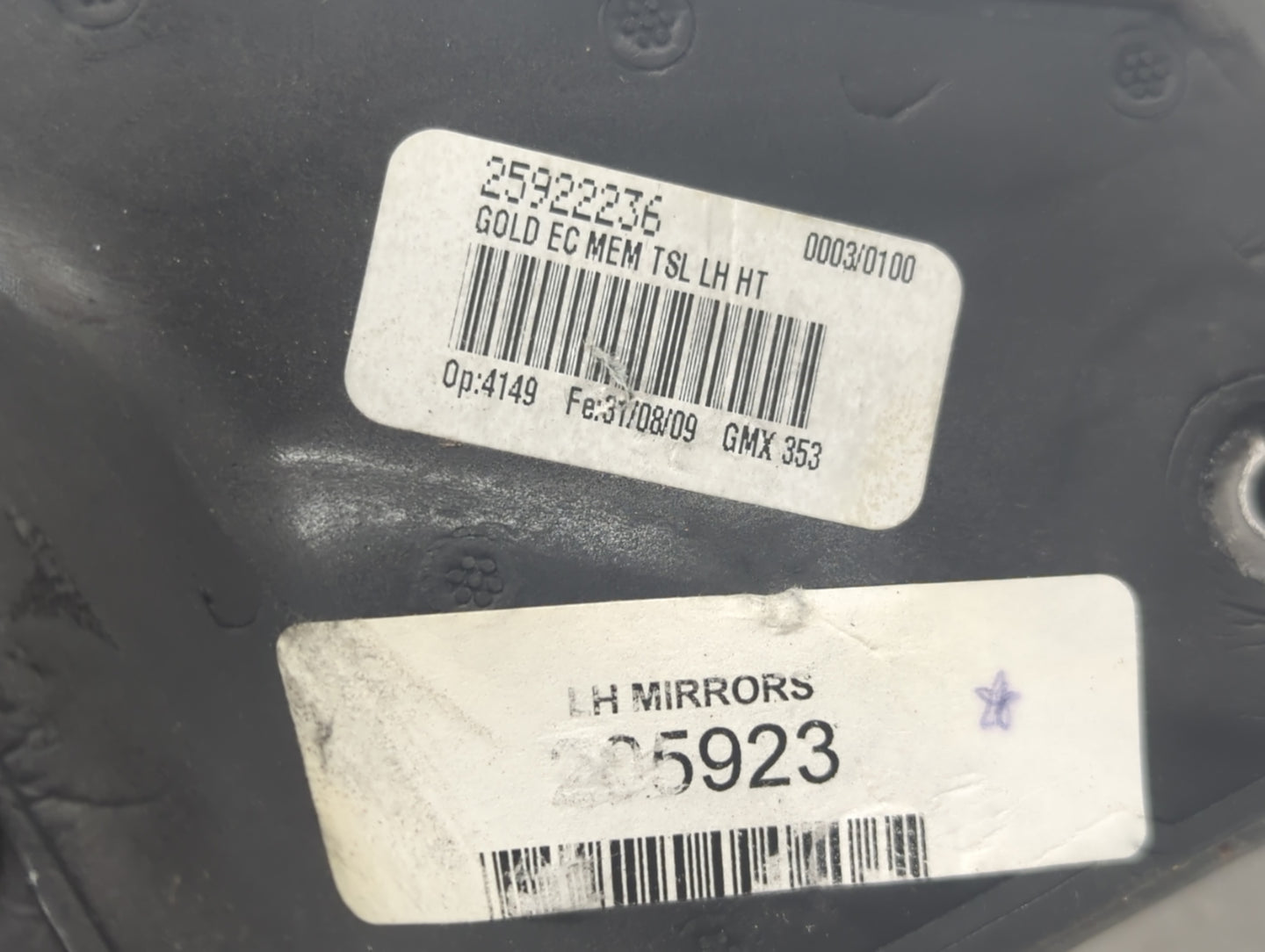 2010-2012 Buick Lacrosse Driver Side View Mirror - Left Door Mirror OEM Used - Oemusedautoparts1.com