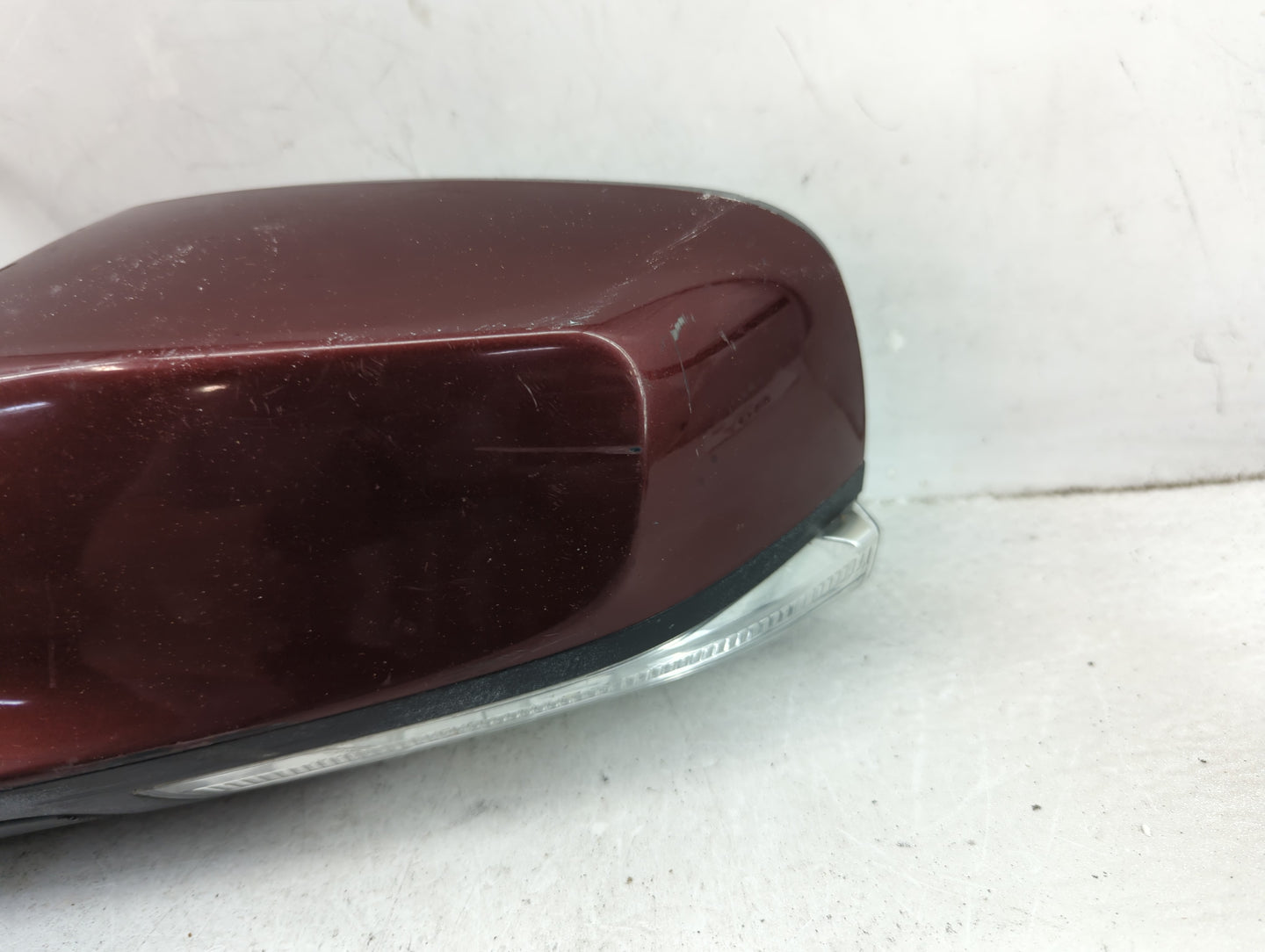 2010-2012 Buick Lacrosse Driver Side View Mirror - Left Door Mirror OEM Used - Oemusedautoparts1.com