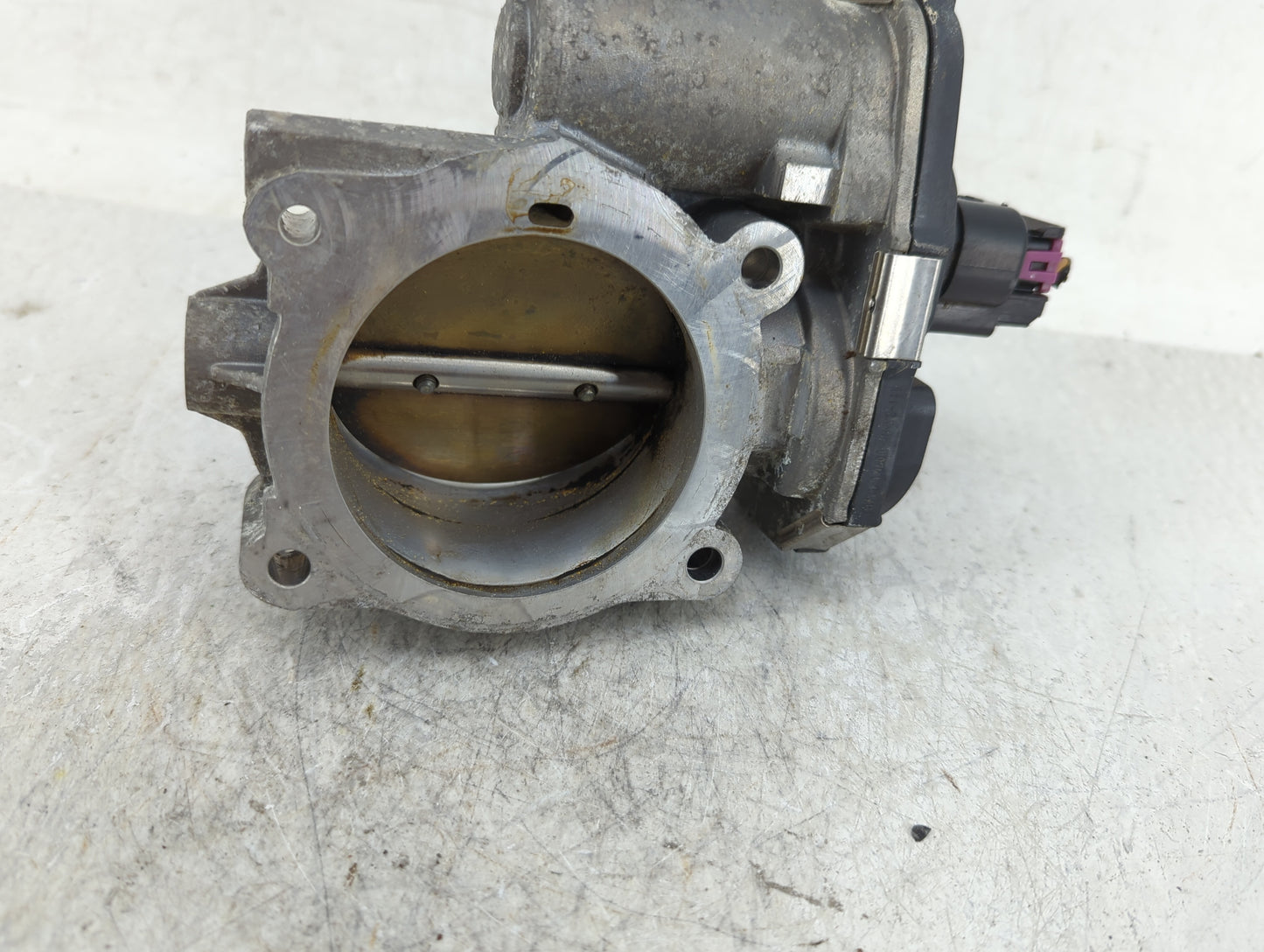 2010-2011 Buick Lacrosse Throttle Body Fits Fits 2007 2008 2009 2010 2011 OEM Used Auto Parts - Oemusedautoparts1.com