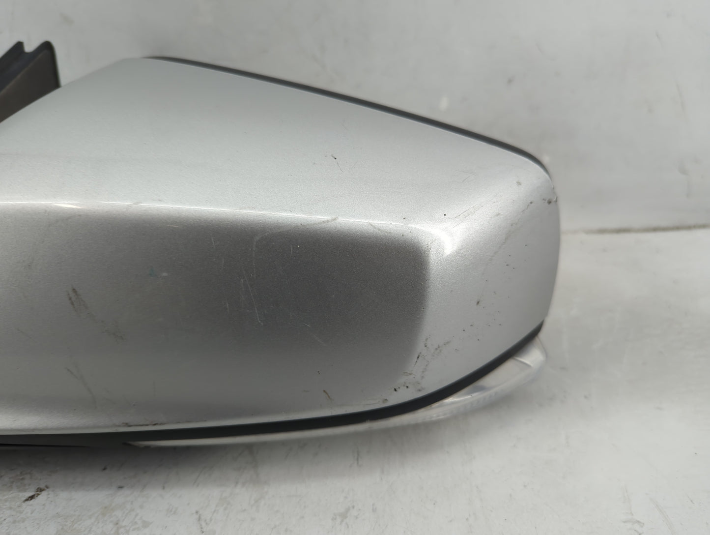 2010-2012 Buick Lacrosse Driver Side View Mirror - Left Door Mirror OEM Used - Oemusedautoparts1.com