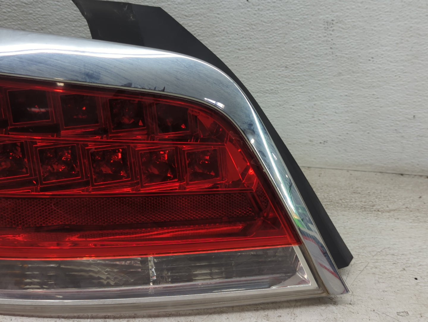 2010-2013 Buick Lacrosse Tail Light Assembly Driver Left OEM P/N:20856167 Fits Fits 2010 2011 2012 2013 OEM Used Auto Parts 