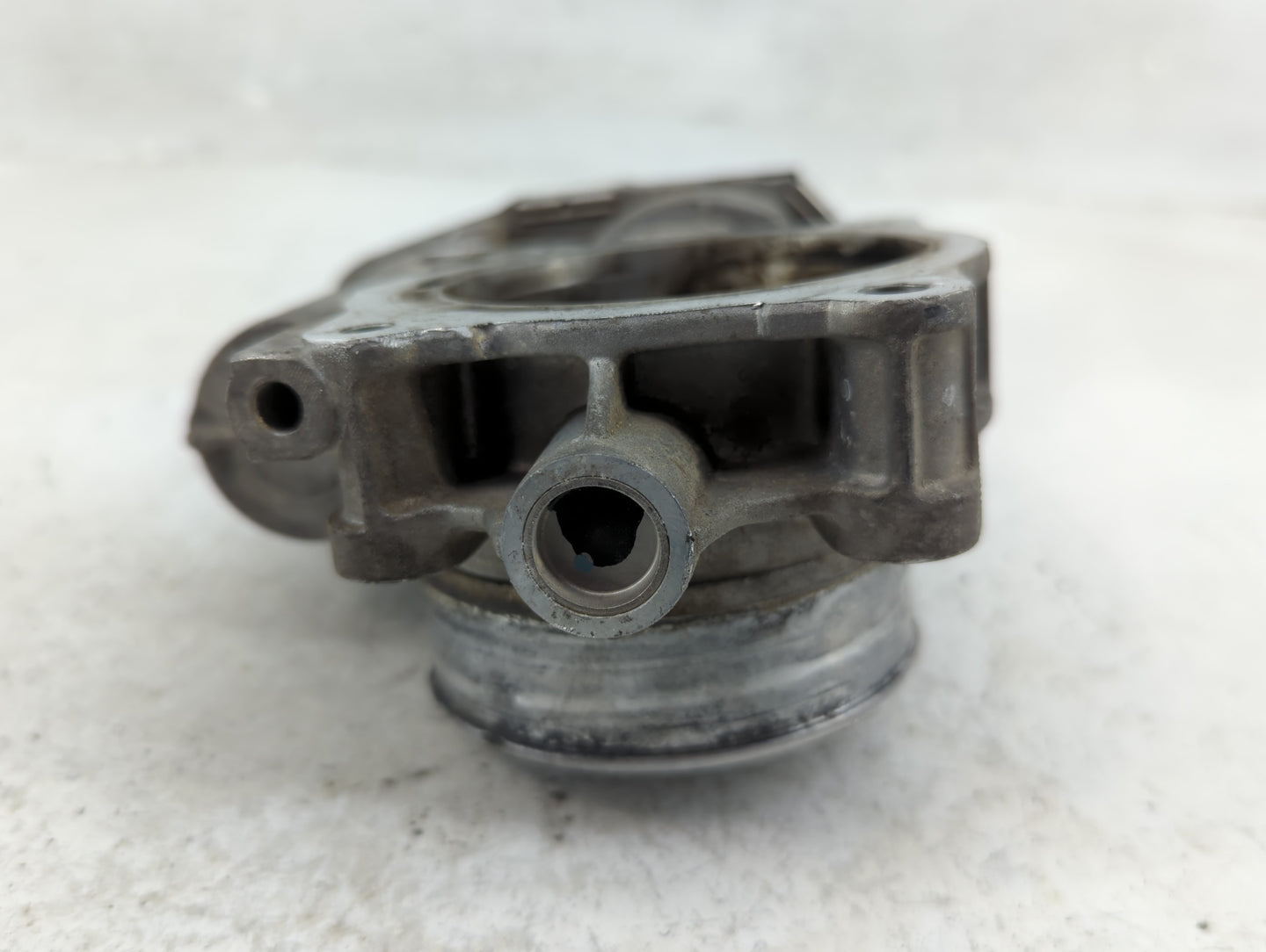 2010-2011 Buick Lacrosse Throttle Body Fits Fits 2007 2008 2009 2010 2011 OEM Used Auto Parts - Oemusedautoparts1.com