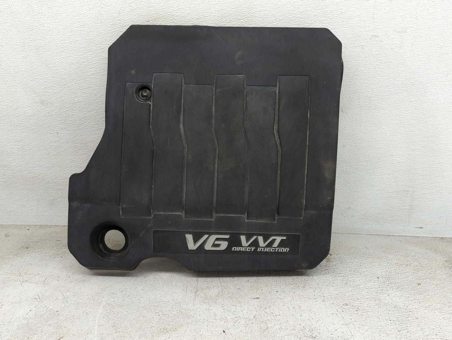 2010 Buick Lacrosse Engine Cover - Oemusedautoparts1.com