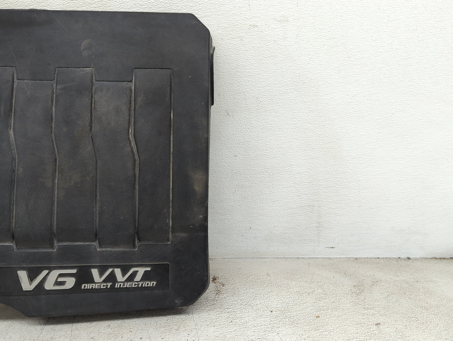 2010 Buick Lacrosse Engine Cover - Oemusedautoparts1.com