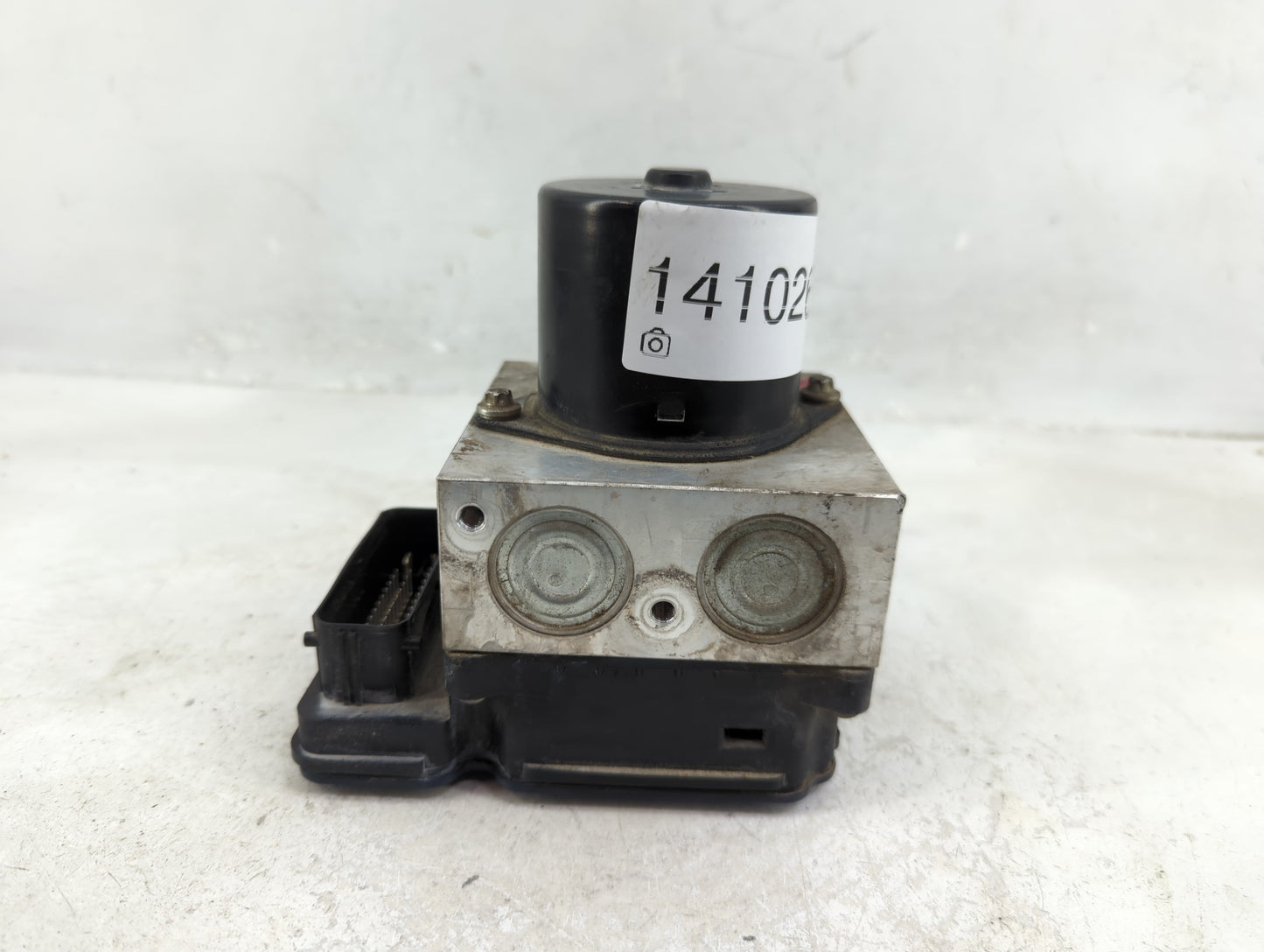 2010 Buick Lacrosse ABS Pump Control Module Replacement P/N:13328651 Fits OEM Used Auto Parts - Oemusedautoparts1.com
