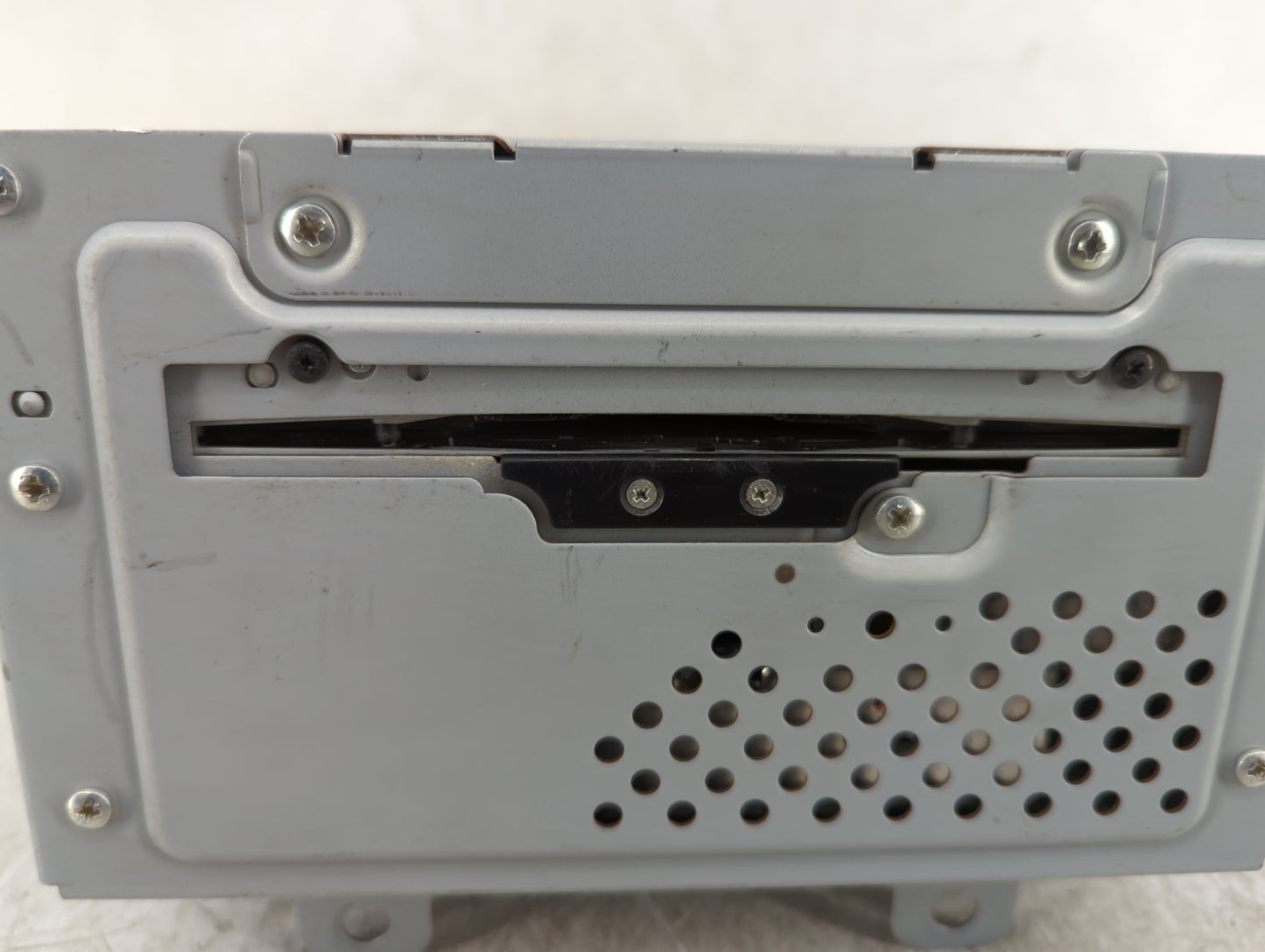 2010 Buick Lacrosse Radio AM FM Cd Player Receiver Replacement P/N:20888798 Fits OEM Used Auto Parts - Oemusedautoparts1.com